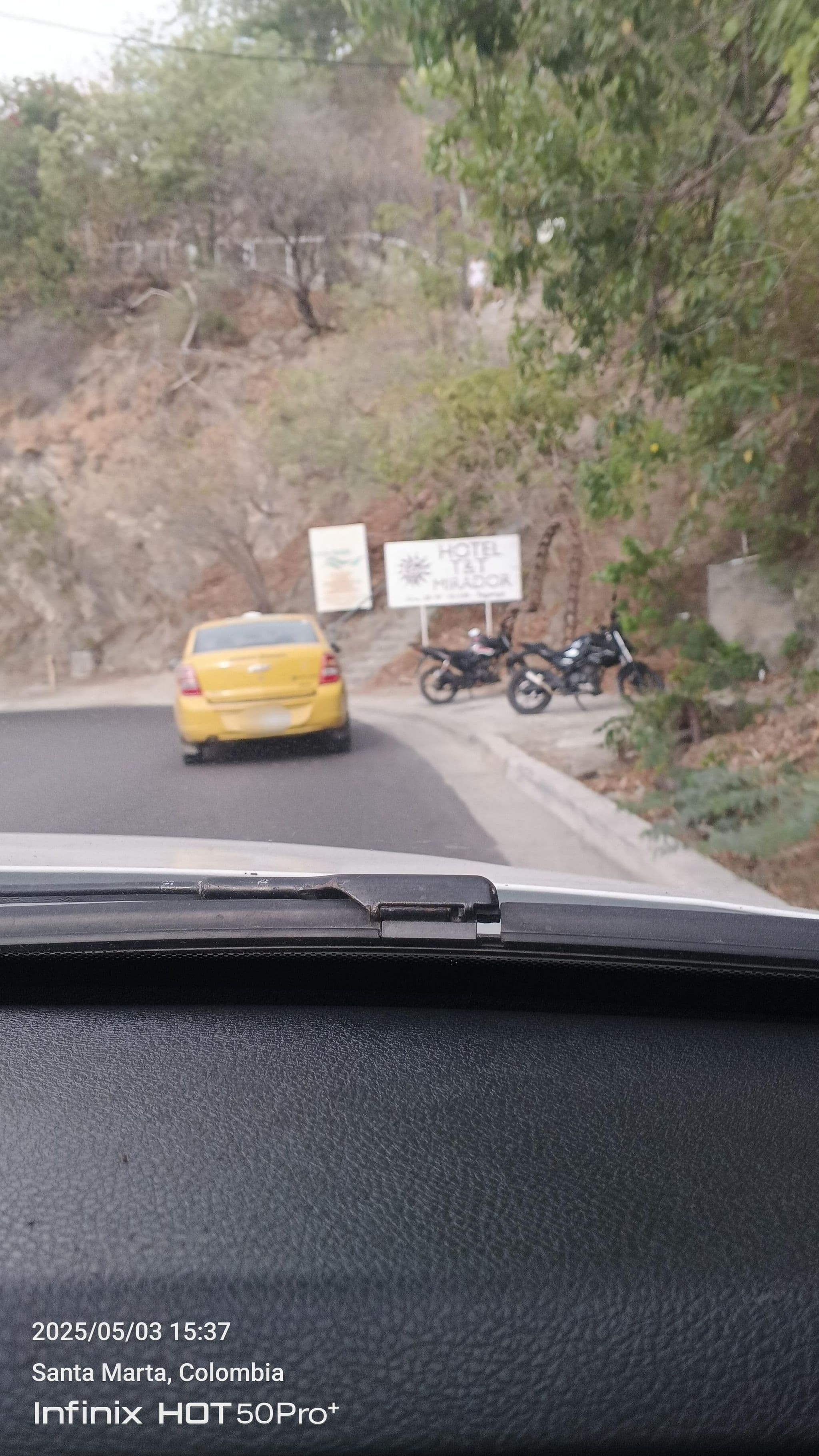 Street view near HOTEL TNT MIRADOR, Santa Marta — © ljtoro (CC BY-SA · Mapillary)