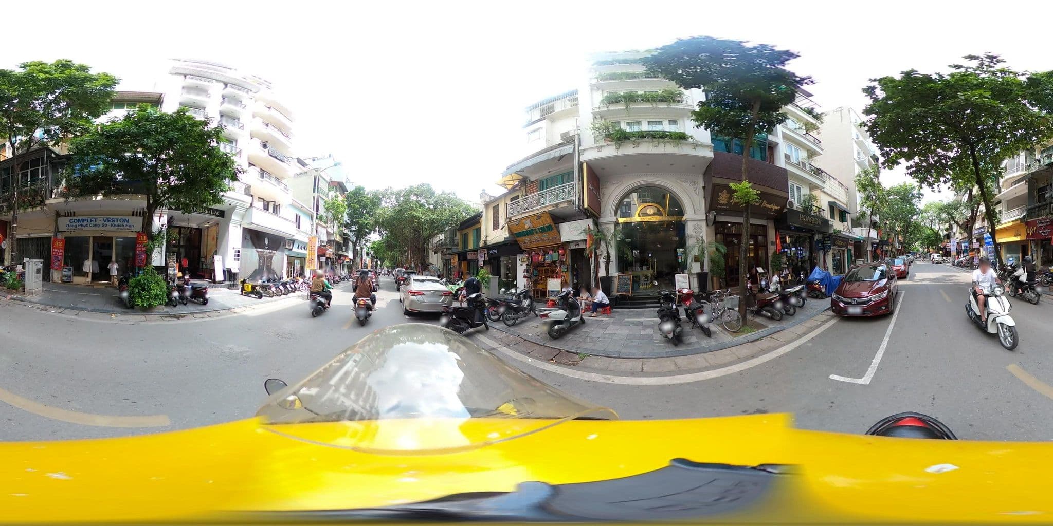Street view near L'HÔTEL du LAC Hanoi, Hoàn Kiếm — © bemaps_hn_kien (CC BY-SA · Mapillary)