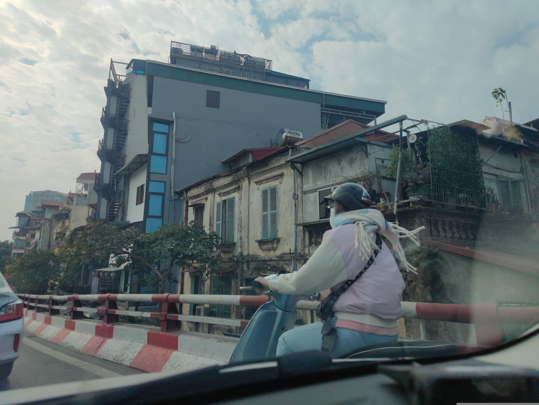 Street view near Hanoi Fiesta Hotel & Spa, Hoàn Kiếm — © hn_right_1 (CC BY-SA · Mapillary)