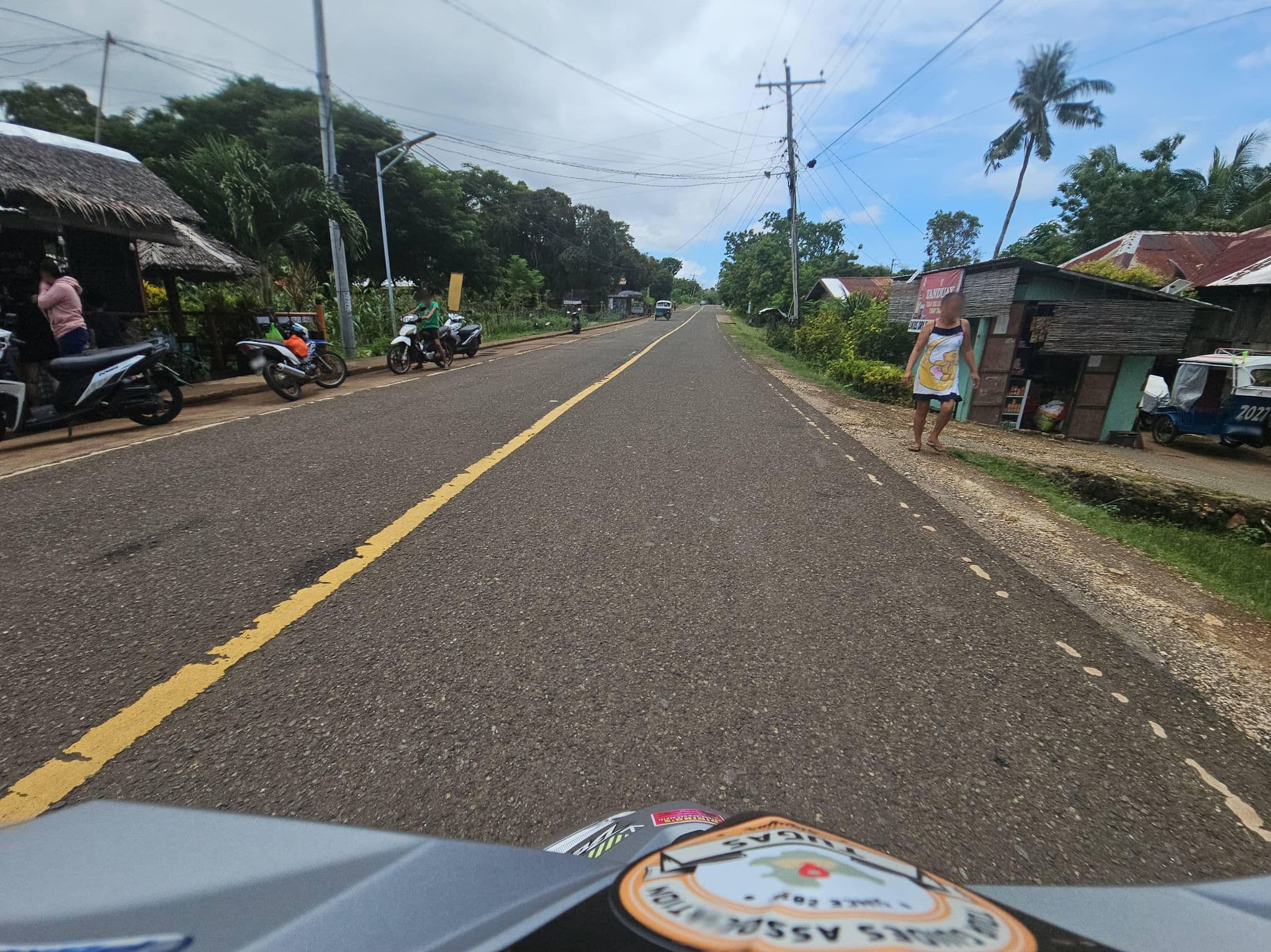 Street view near Little nomads eco-guesthouse, Siquijor — © Jongkiko (CC BY-SA · Mapillary)