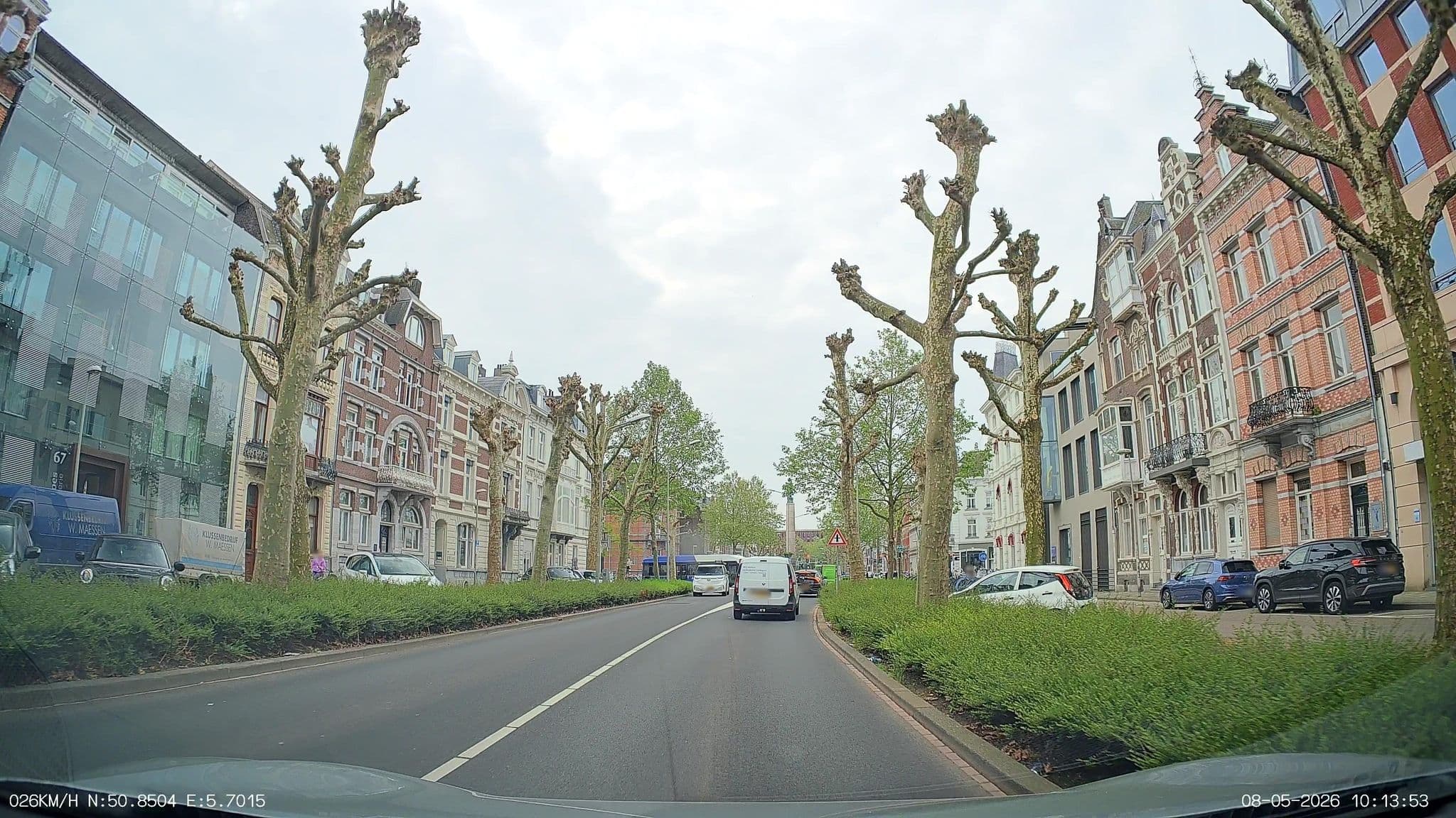 Street view near The Dutch, Maastricht — © thewizard (CC BY-SA · Mapillary)