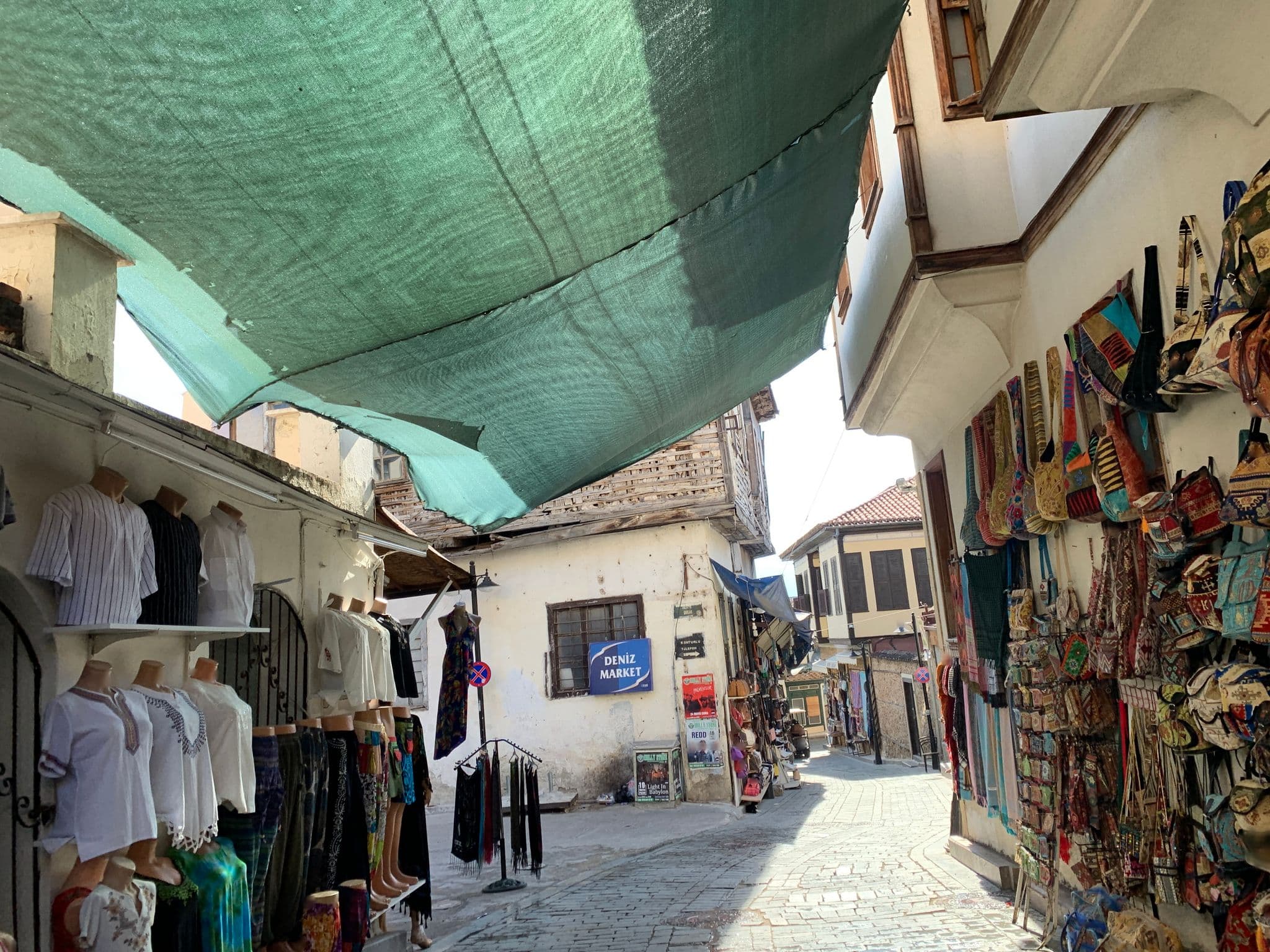 Street view near Oldies Hotel & Restaurant, Antalya — © empty (CC BY-SA · Mapillary)