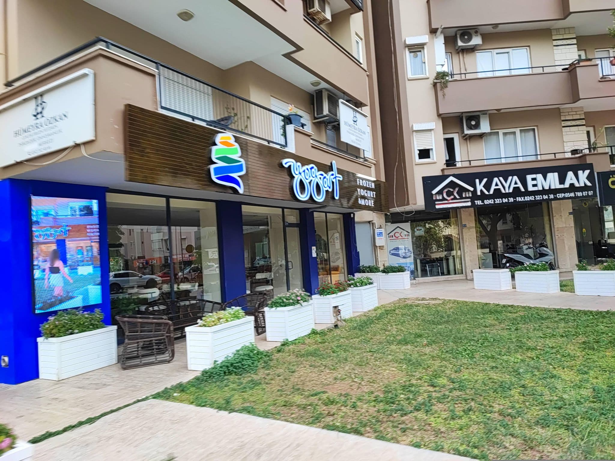 Street view near Fora Inn Lara, Muratpaşa — © Guria (CC BY-SA · Mapillary)