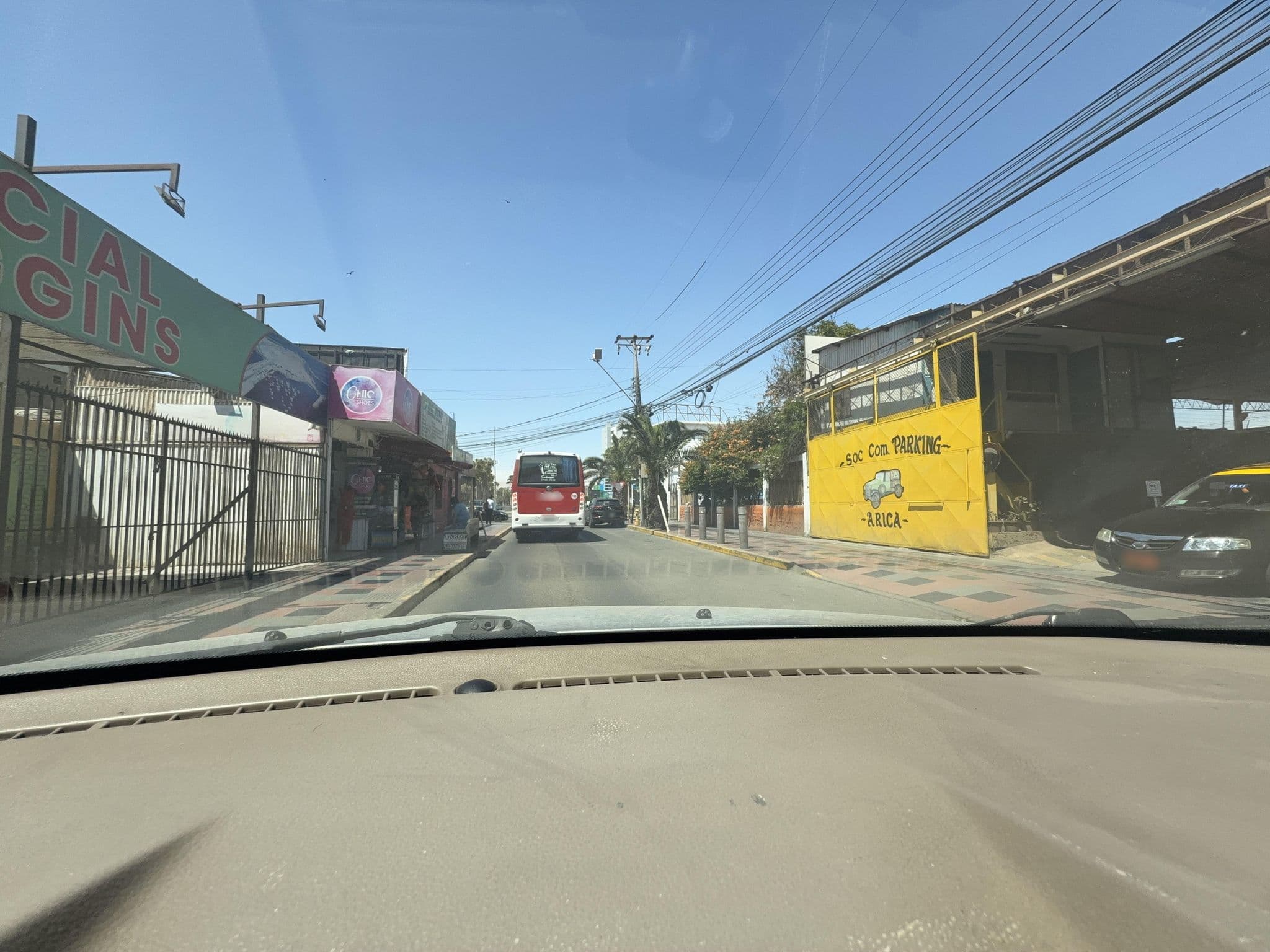 Street view near Hotel Marie-Jeanne y David, Arica — © contrerasalcalde (CC BY-SA · Mapillary)