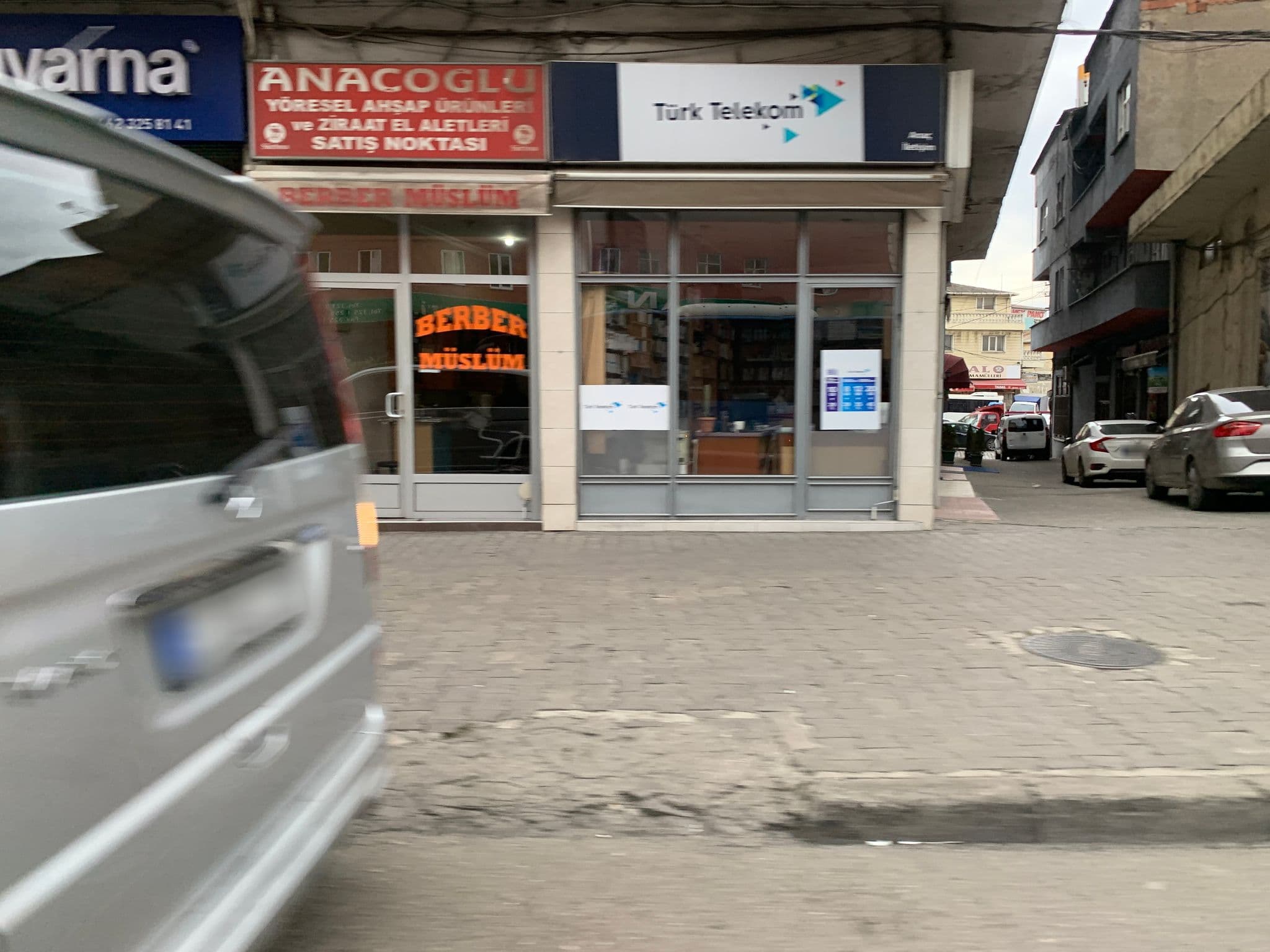 Street view near Trabzon Feyzan Hotel, Trabzon — © robot8a (CC BY-SA · Mapillary)