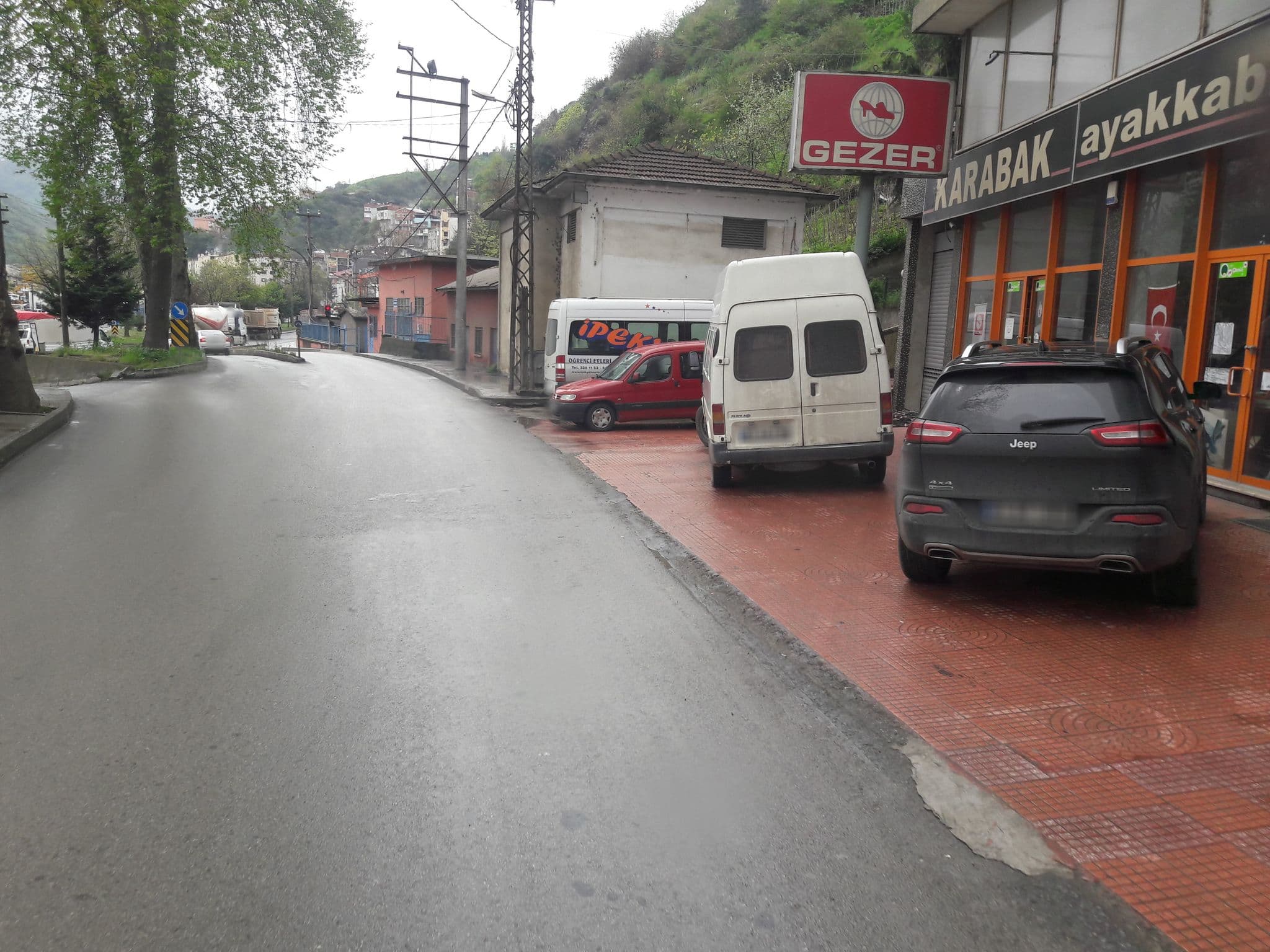 Street view near TÜRKLER HOTEL, Trabzon — © hamitylmzz (CC BY-SA · Mapillary)