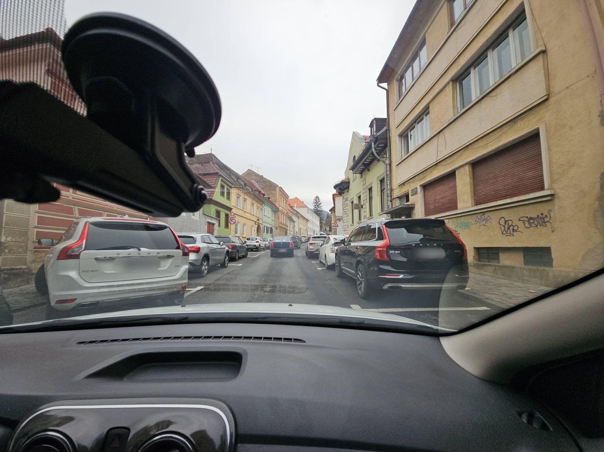 Street view near Schuster Boarding House, Braşov — © agamarcelnicolae (CC BY-SA · Mapillary)