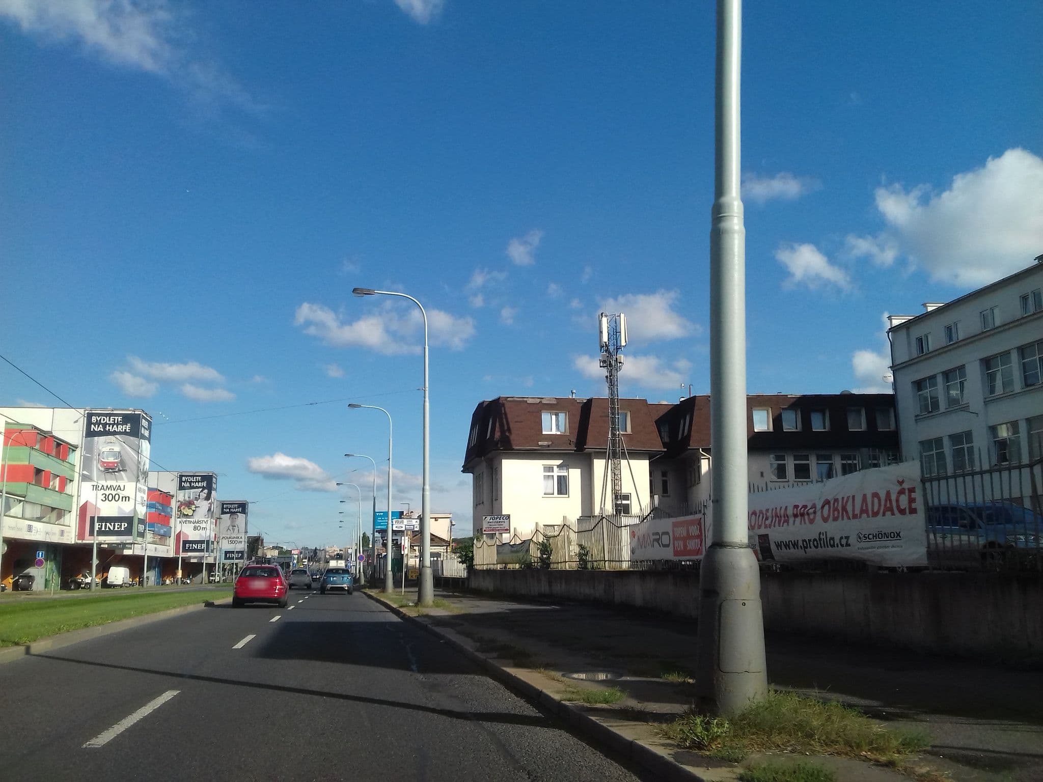 Street view near Ubytování BOHEMIA, Vysočany — © hodkowicz (CC BY-SA · Mapillary)
