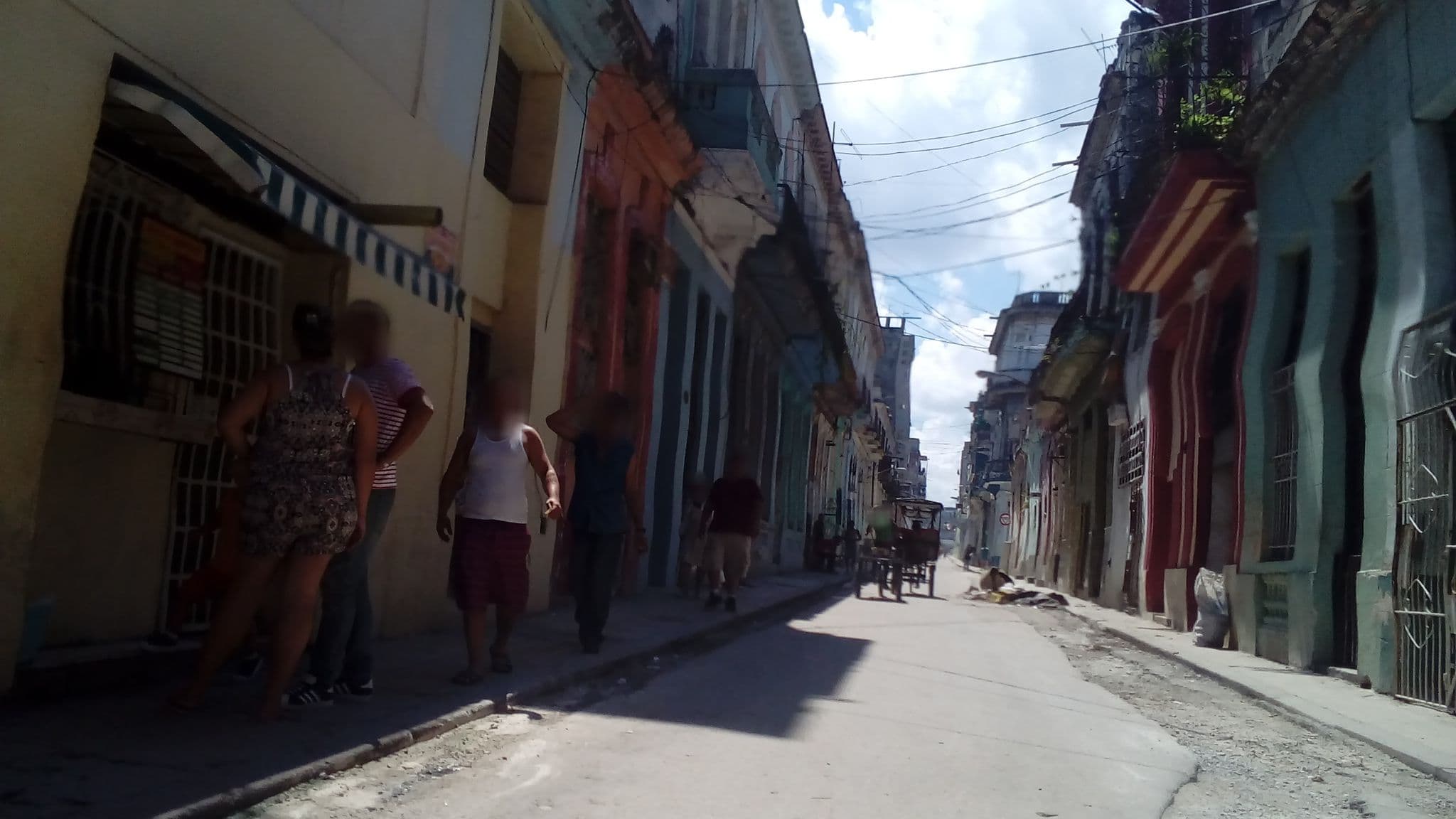 Street view near Apartamento privado Margaret y Mediel, Centro Habana — © elpbatista (CC BY-SA · Mapillary)