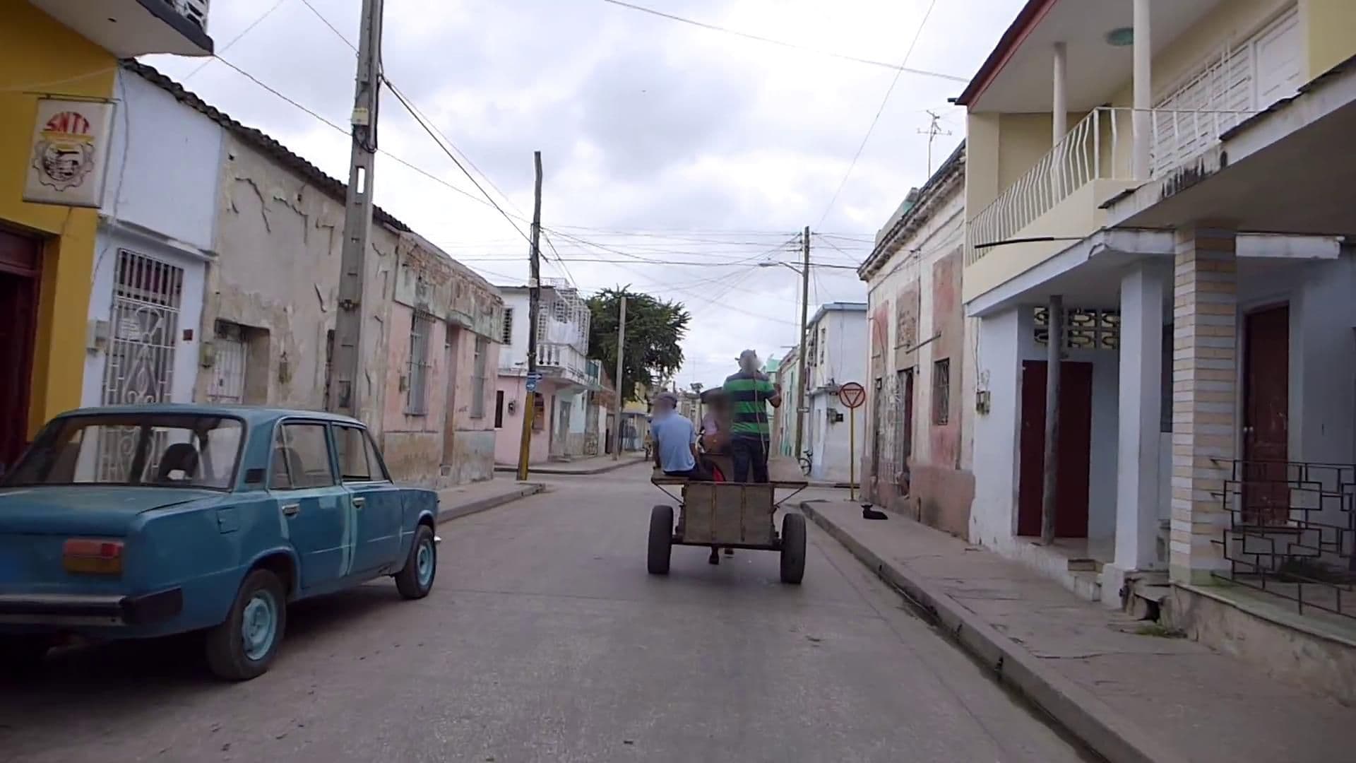 Street view near Villa Ania Hostal, Holguín — © cut (CC BY-SA · Mapillary)