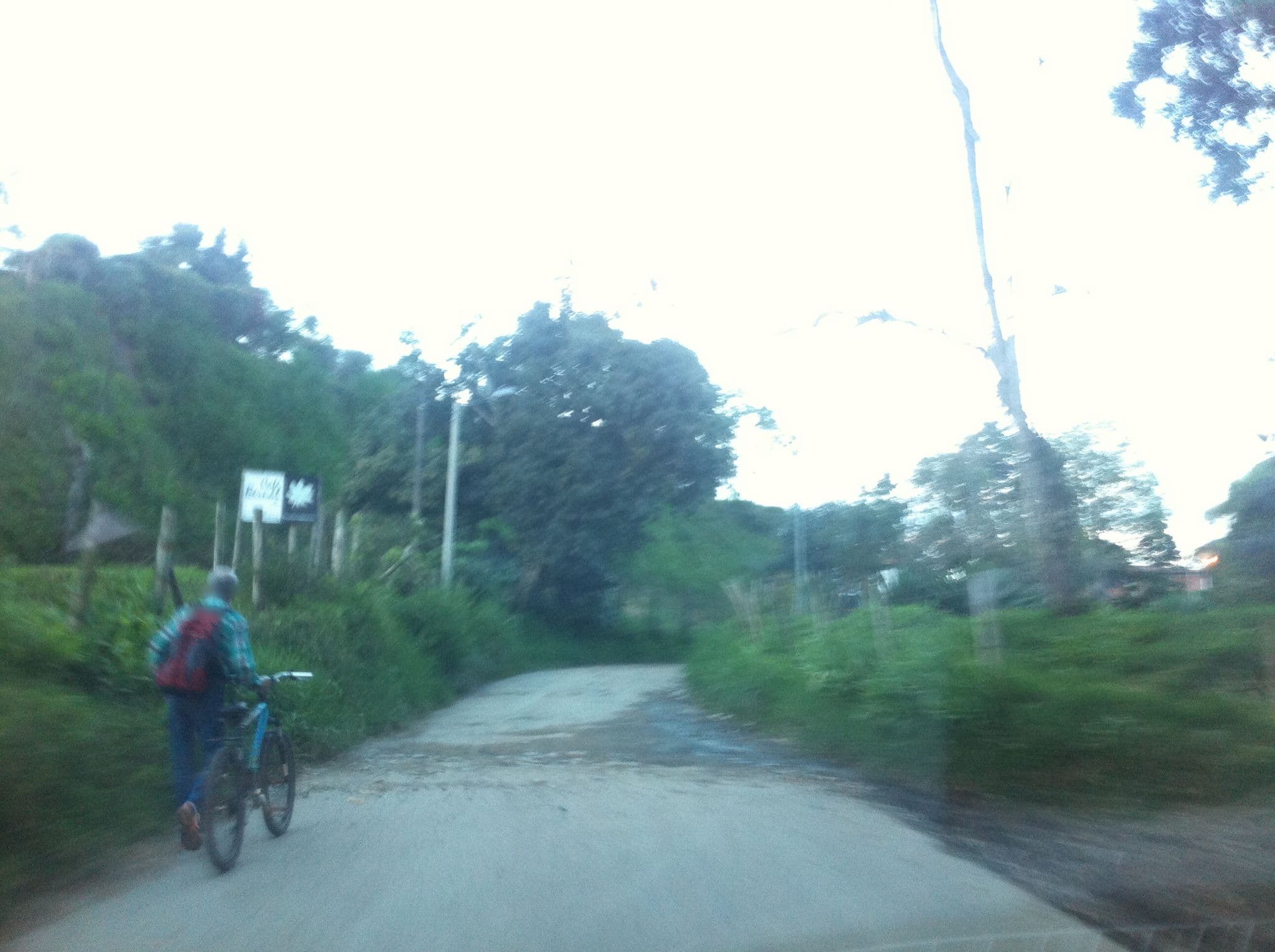 Street view near Eco Hotel El Colibri, Circasia — © hk6jms (CC BY-SA · Mapillary)