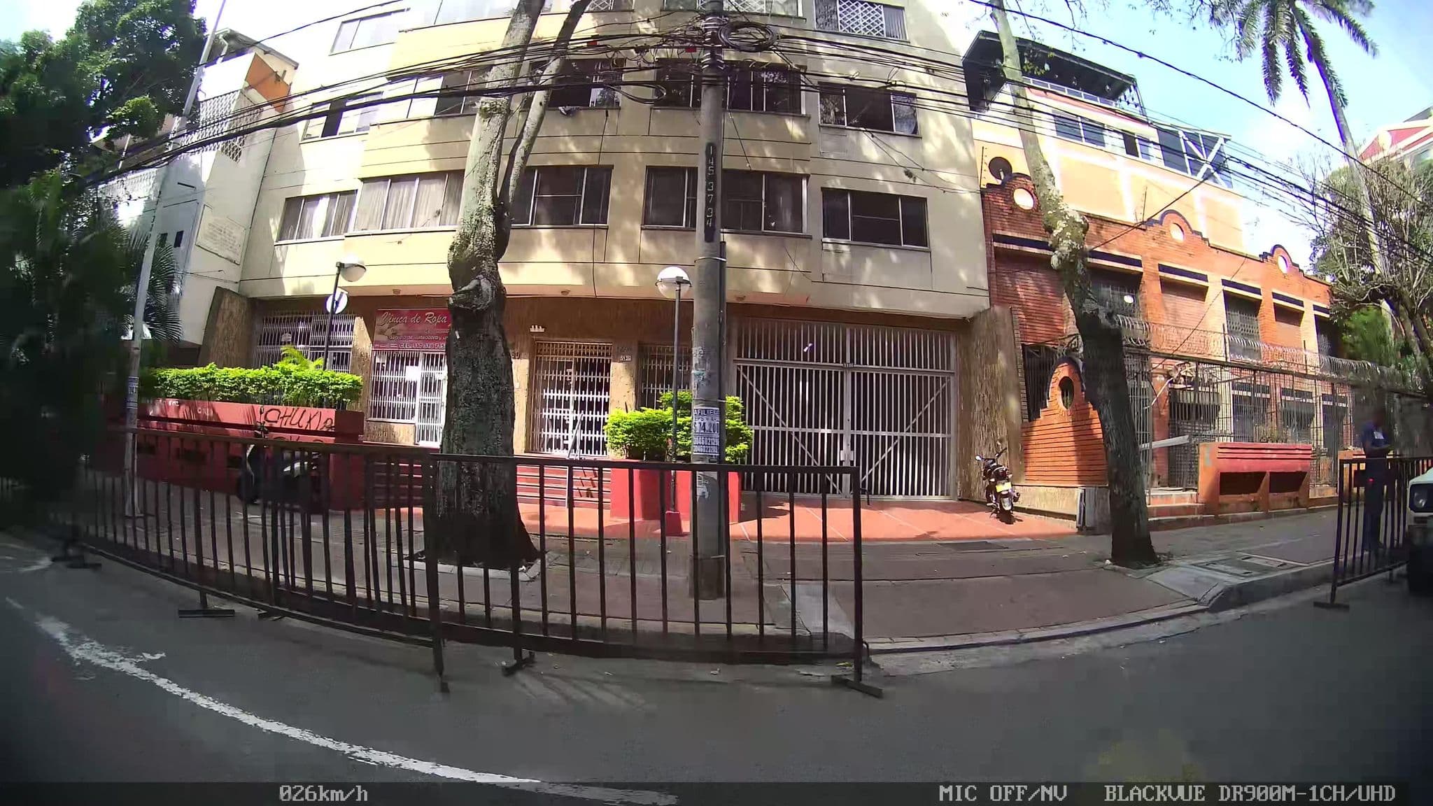 Street view near Hotel Torca, Cali — © kaart_2 (CC BY-SA · Mapillary)
