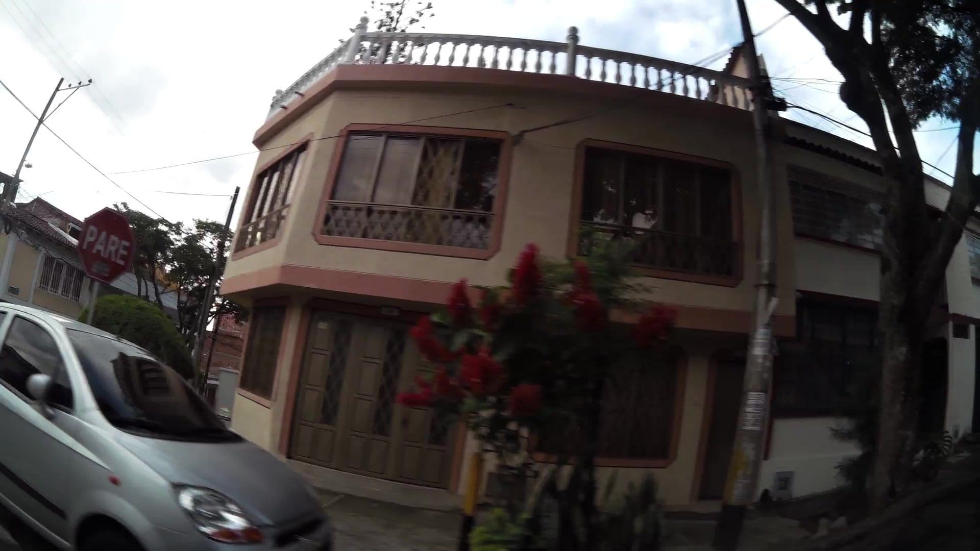 Street view near Hotel Boutique Casa Vecchia - San Antonio, Cali — © kaartcam (CC BY-SA · Mapillary)