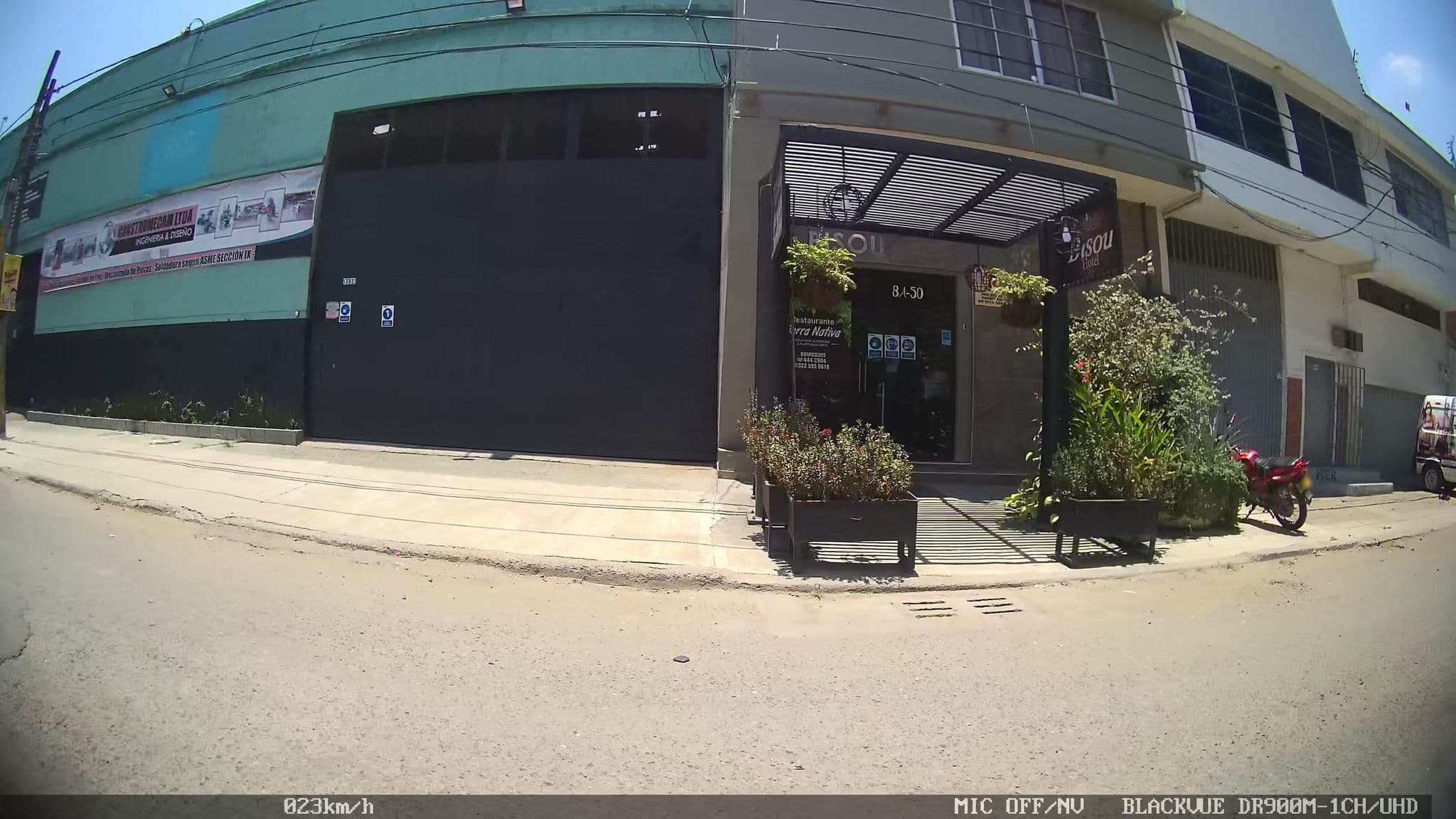 Street view near Hotel Bisou Cali, Cali — © kaart5 (CC BY-SA · Mapillary)