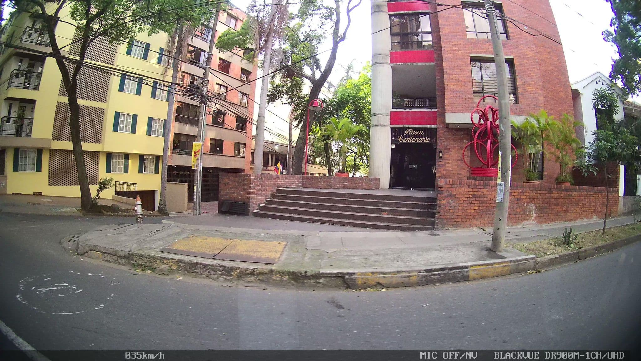 Street view near Hotel Boutique Casa Farallones de santiago de cali, Cali — © kaart_2 (CC BY-SA · Mapillary)