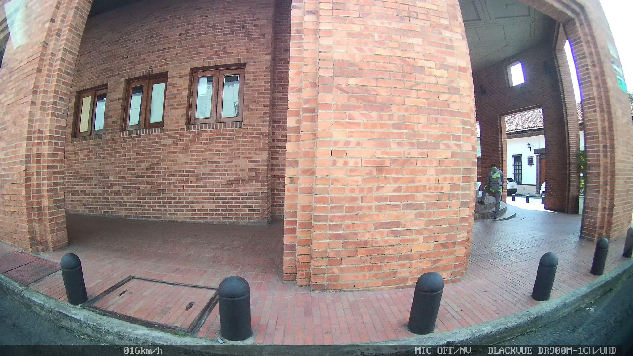 Street view near La Vaina Hostel Cali, Cali — © kaart_2 (CC BY-SA · Mapillary)