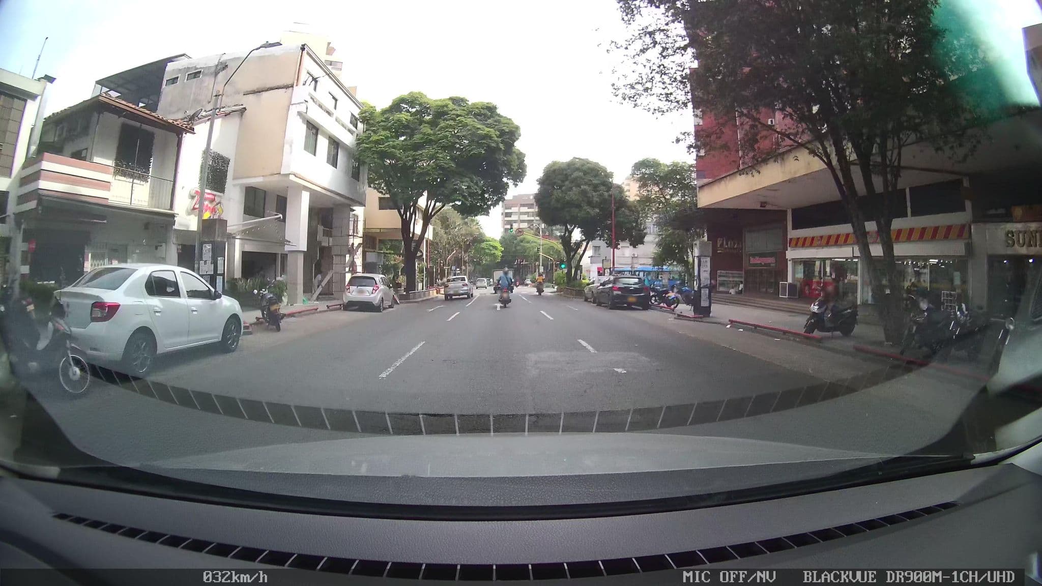 Street view near Reset (Hotel-Coworking-Cafe), Cali — © kaart_2 (CC BY-SA · Mapillary)