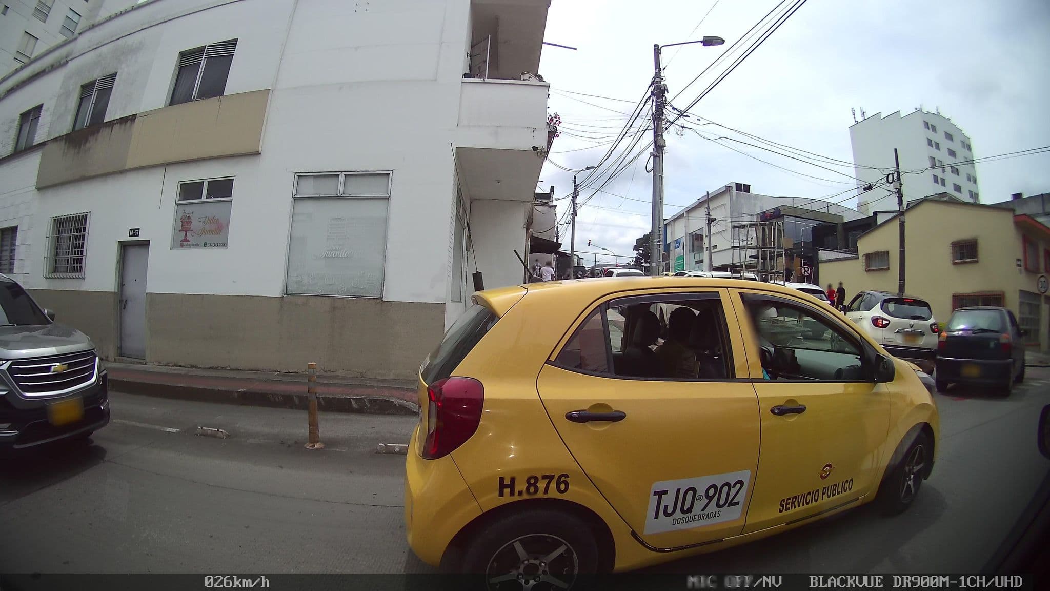 Street view near Hotel Gallery Boutique, Pereira — © kaart_2 (CC BY-SA · Mapillary)