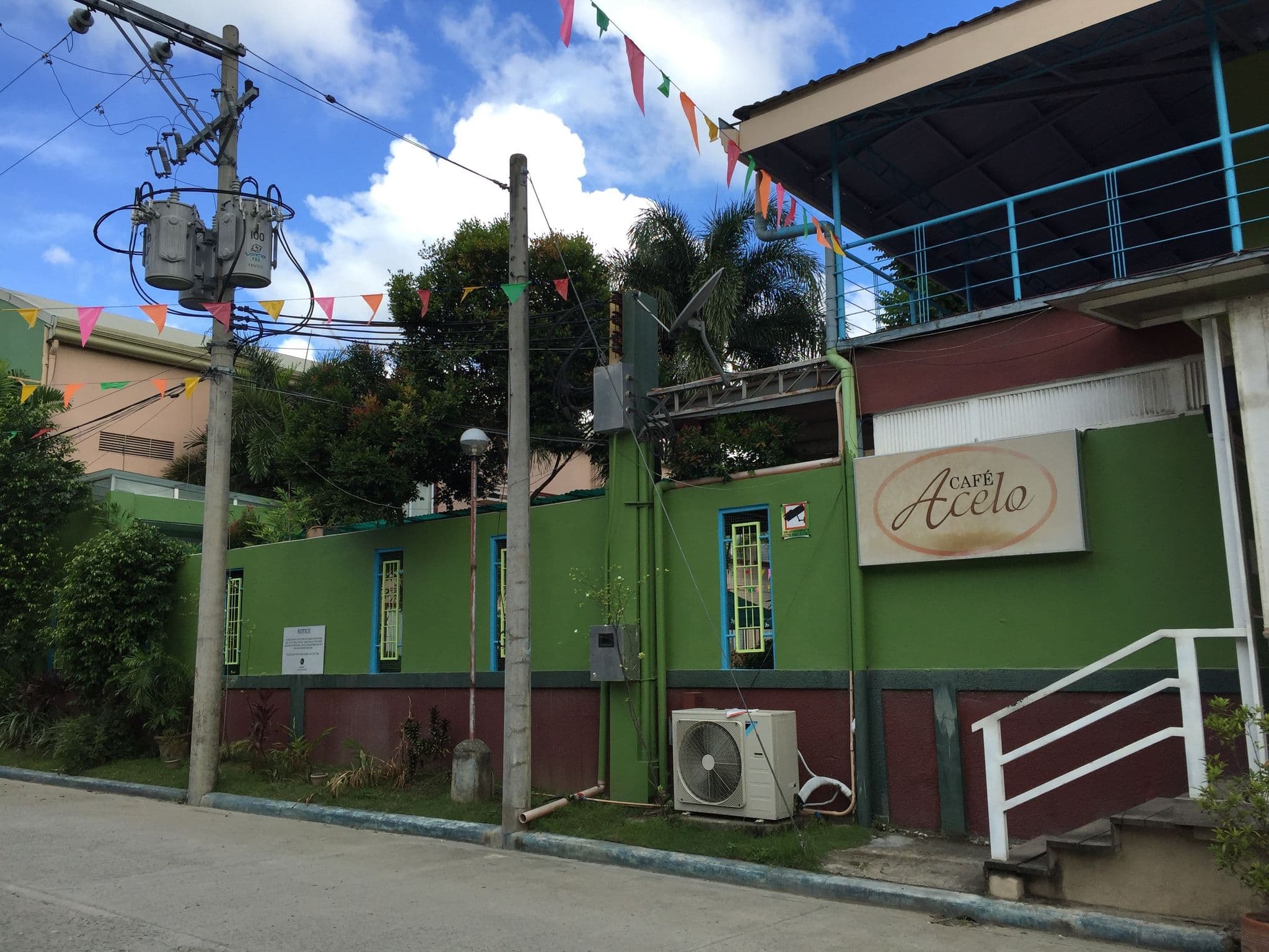 Street view near Holiday Spa Hotel, Mandaue City — © hiro_kobayashi (CC BY-SA · Mapillary)