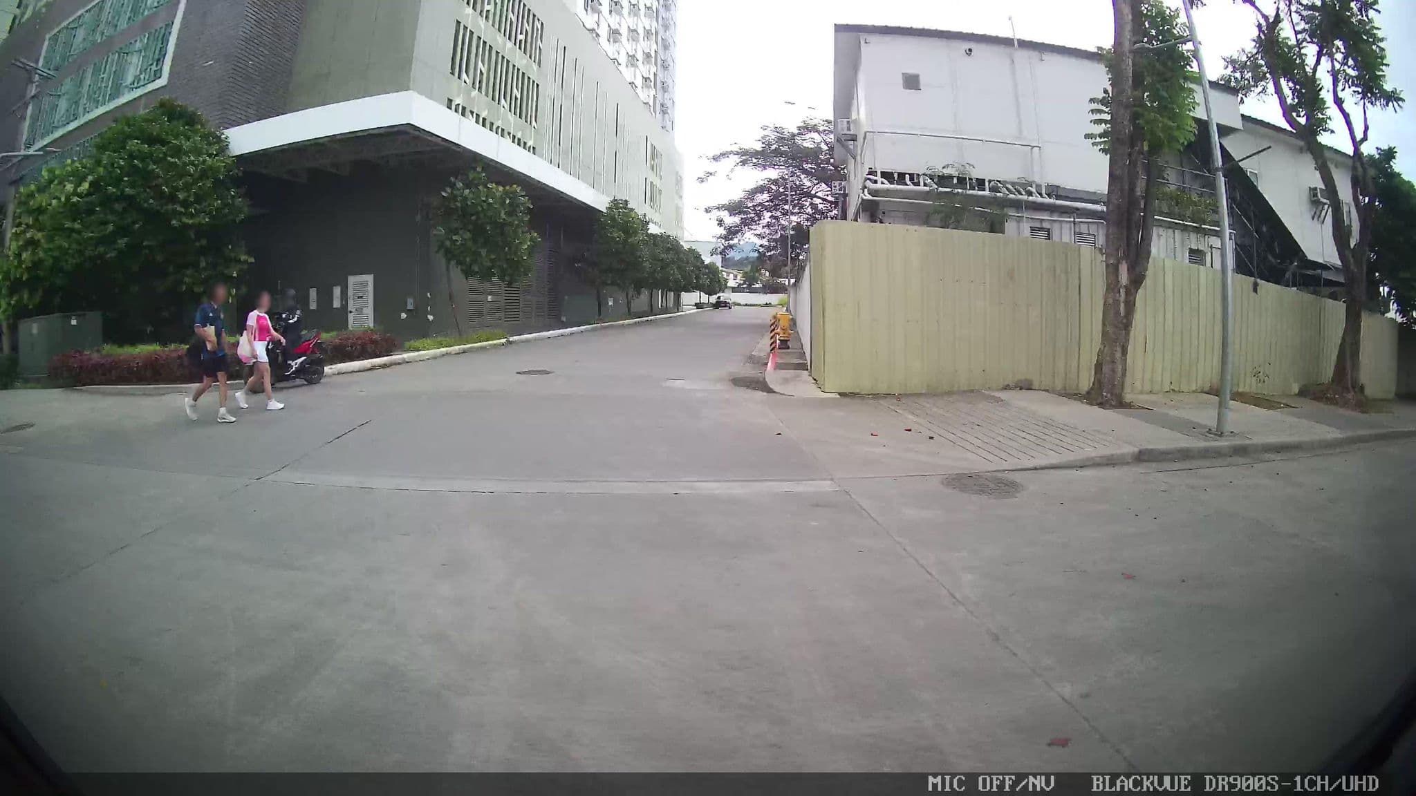 Street view near 15Violet's Studio, Tower 3 Riala, Apas — © Kaart---RIGHT (CC BY-SA · Mapillary)