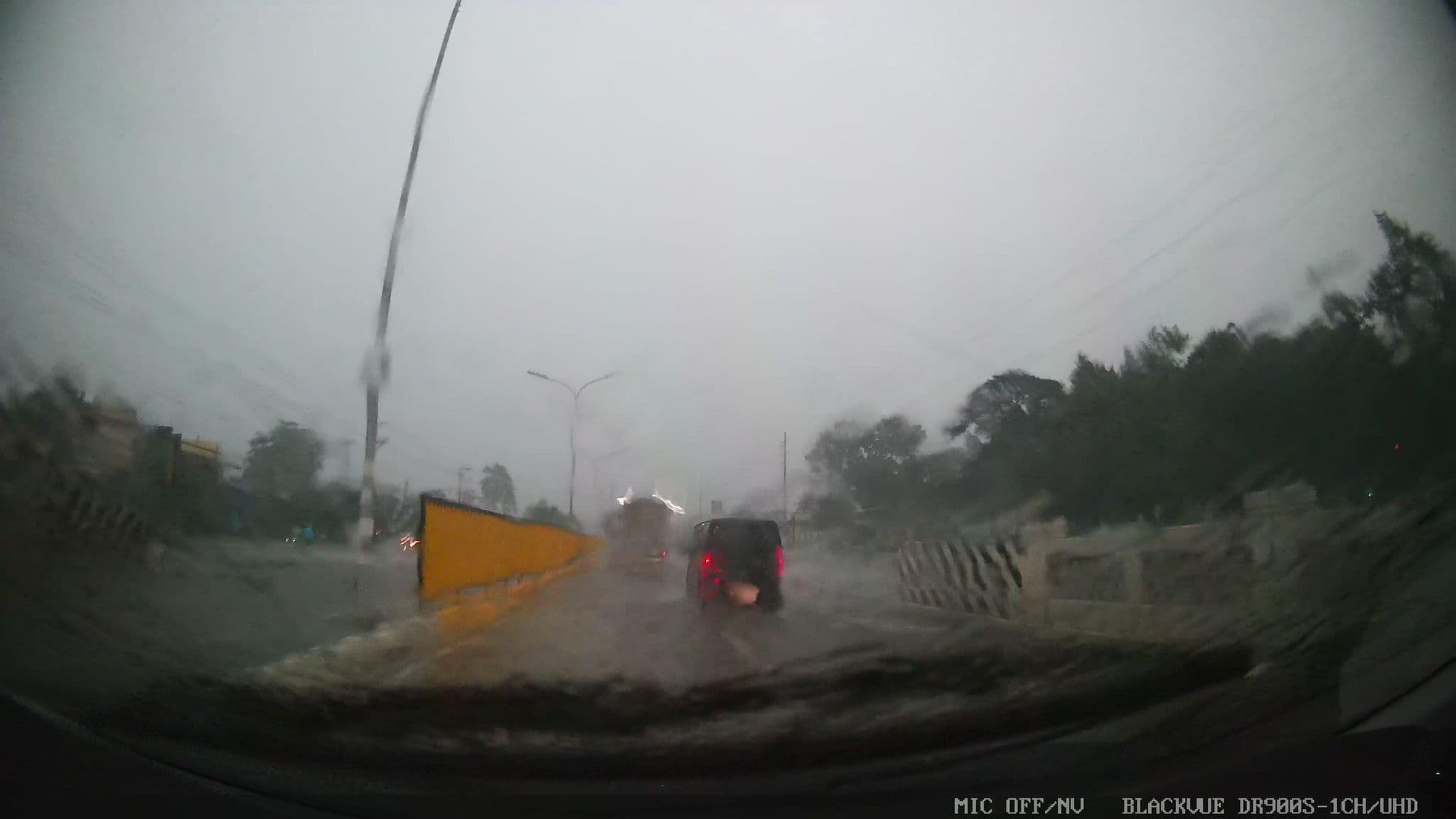 Street view near OYO 257 Jrja Suites, Magugpo Poblacion — © Kaart---FRONT (CC BY-SA · Mapillary)