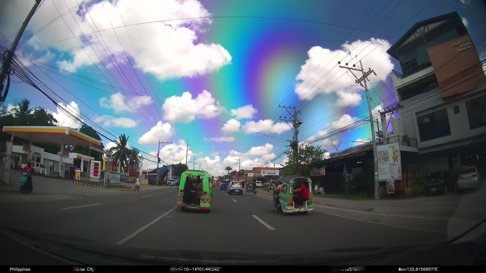 Street view near OYO 471 Edilberto's Bed And Breakfast, Magugpo Poblacion — © kaart_1 (CC BY-SA · Mapillary)