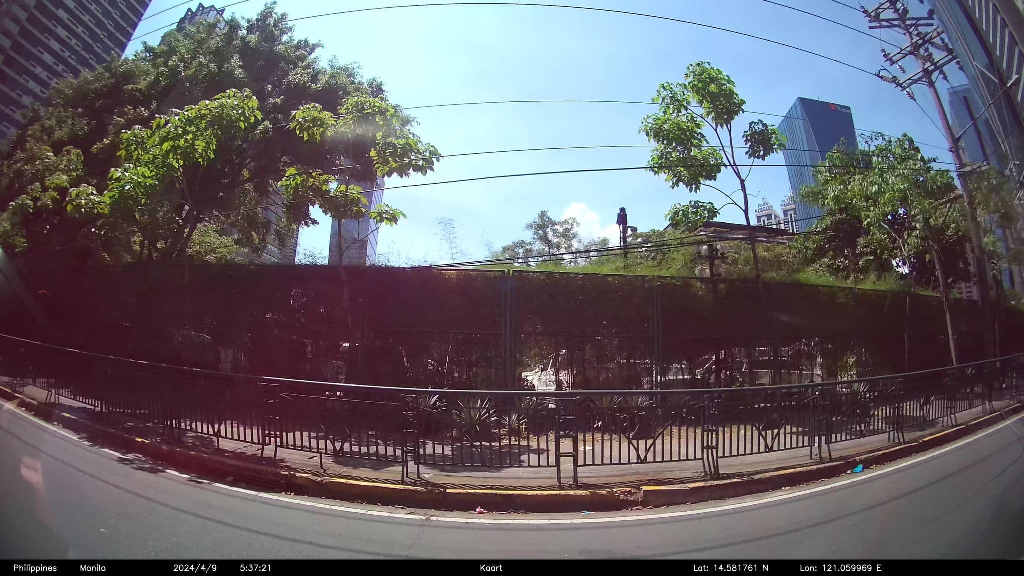 Street view near The Linden Suites, Pasig City — © kaart_4 (CC BY-SA · Mapillary)
