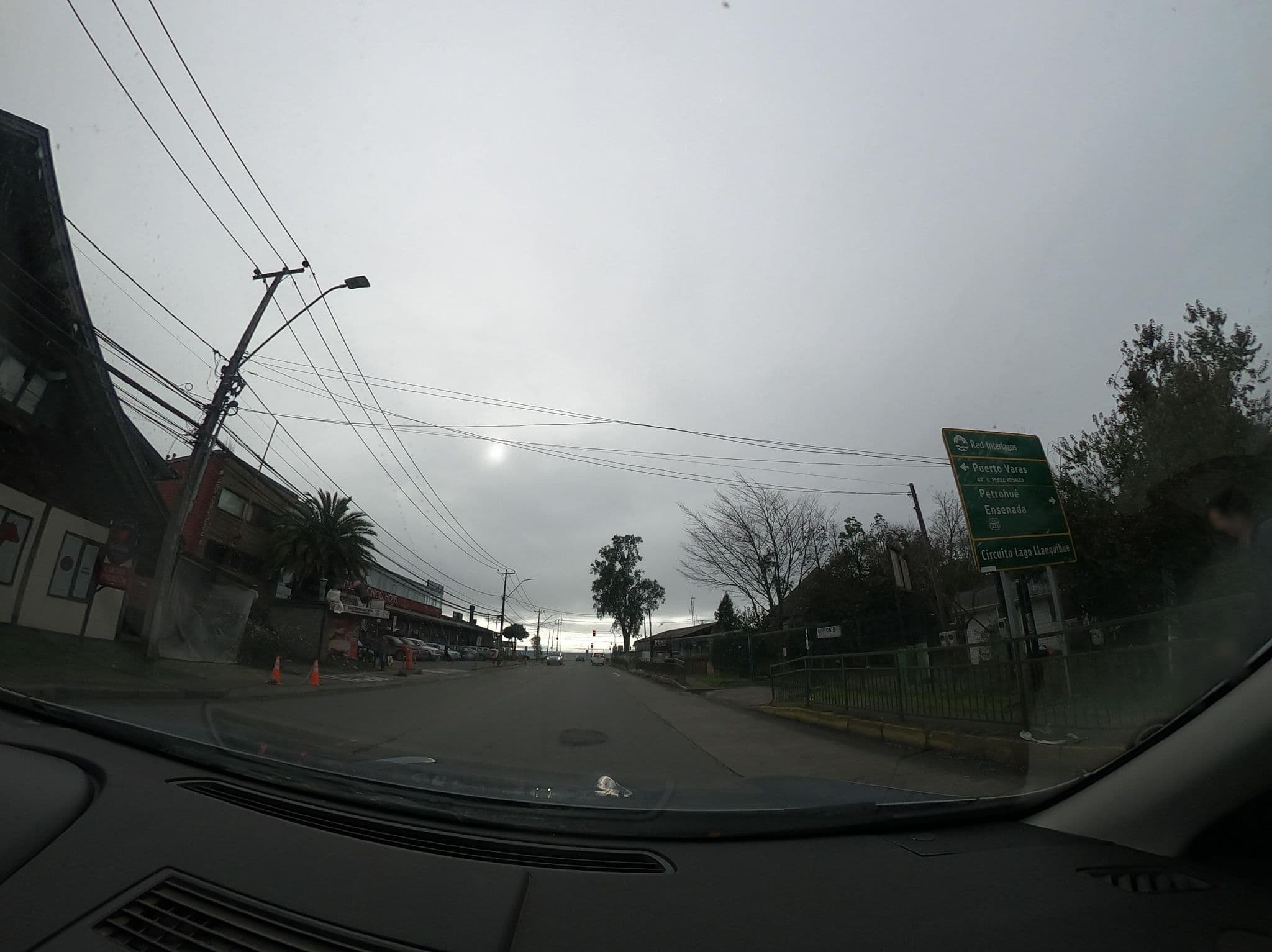 Street view near Cabañas Pini, Puerto Varas — © felipeeugenio (CC BY-SA · Mapillary)