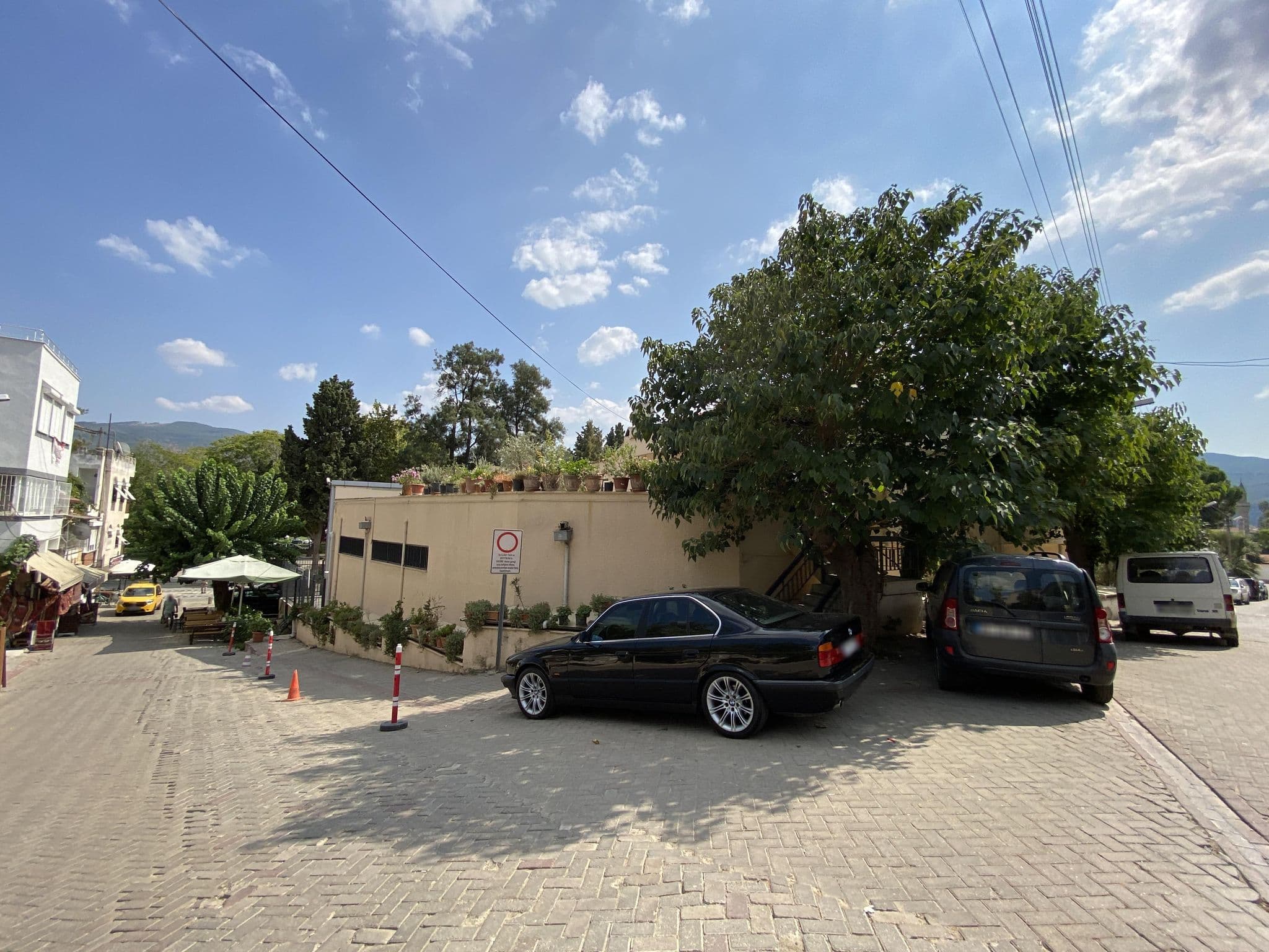 Street view near Ephesus Hostel, Selçuk — © asturksever (CC BY-SA · Mapillary)