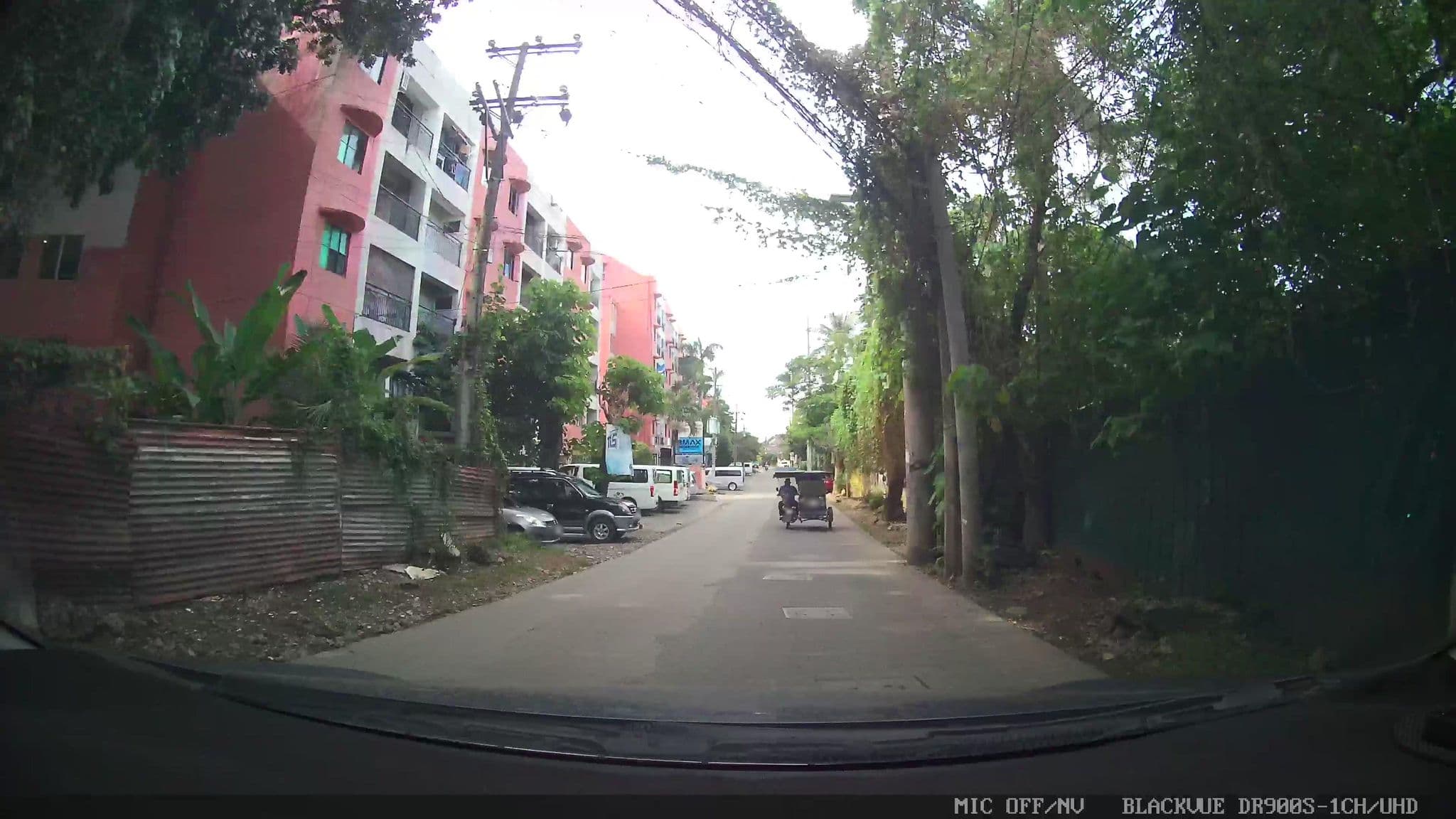 Street view near Aashvi Cozy Cabin Airport Hostel - Mactan Cebu, Lapu-Lapu City — © Kaart---FRONT (CC BY-SA · Mapillary)