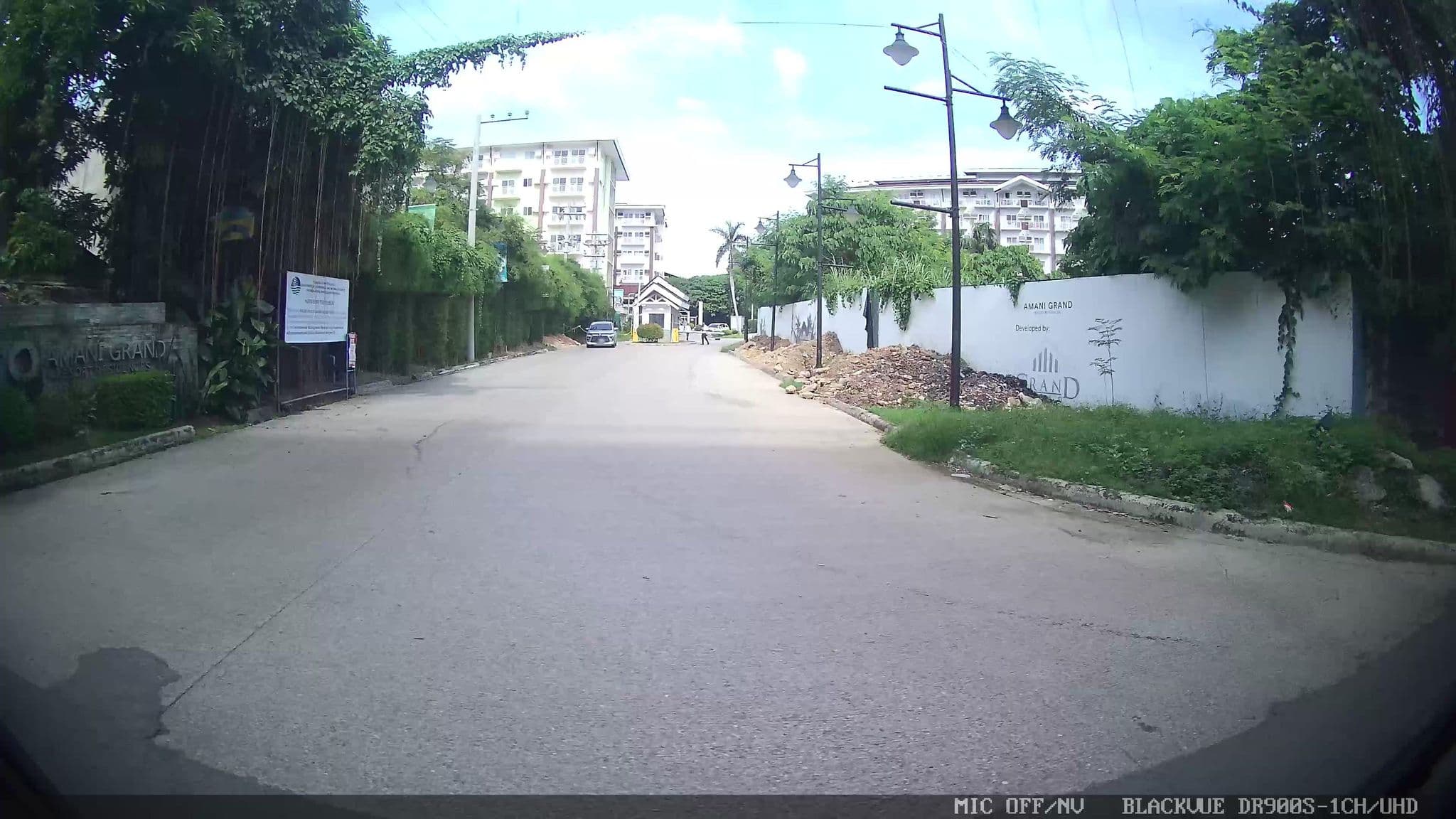 Street view near Jiji's Hostel, Lapu-Lapu City — © Kaart---RIGHT (CC BY-SA · Mapillary)
