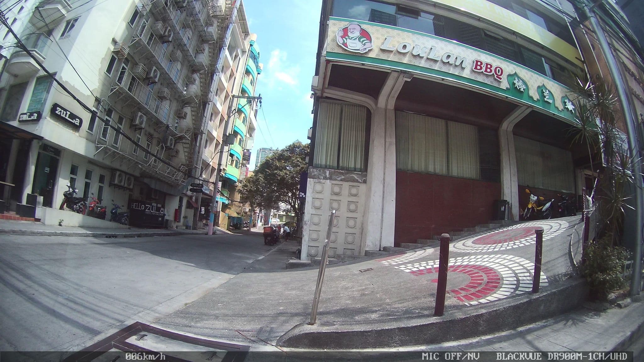 Street view near Zula residences, Bel Air — © kaart_4 (CC BY-SA · Mapillary)