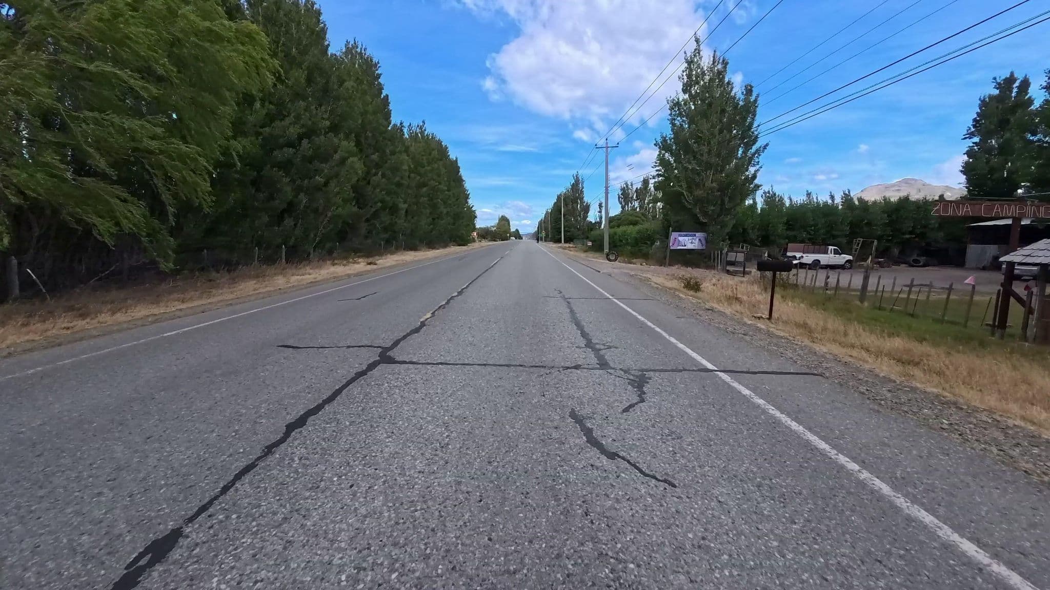 Street view near La Cabañita de Felidor, Chile Chico — © contactoacve (CC BY-SA · Mapillary)