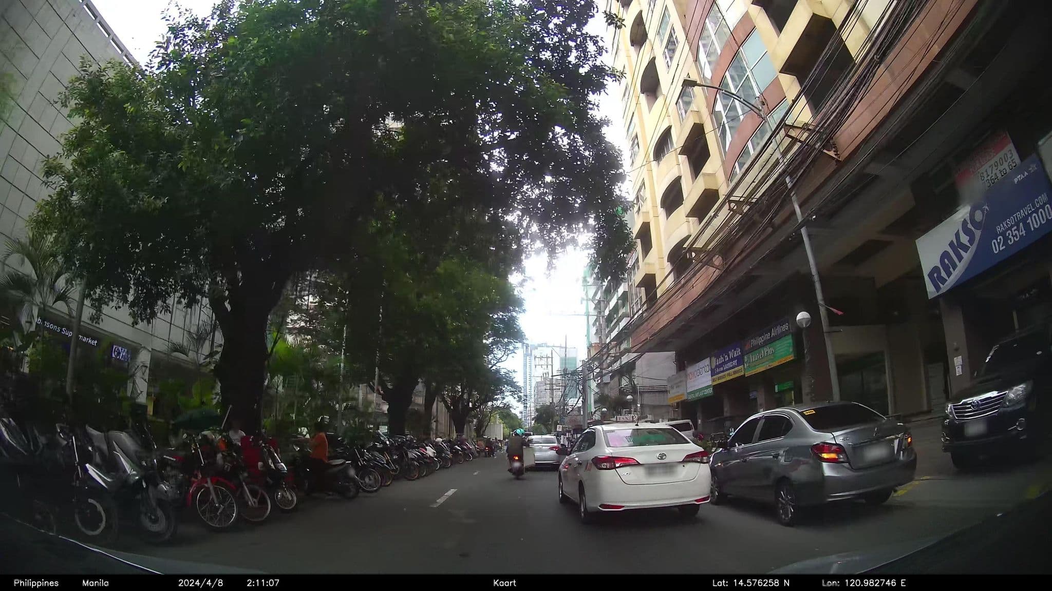 Street view near Padre Faura Condo Apartments at Robinsons Place, Paco — © kaart_4 (CC BY-SA · Mapillary)