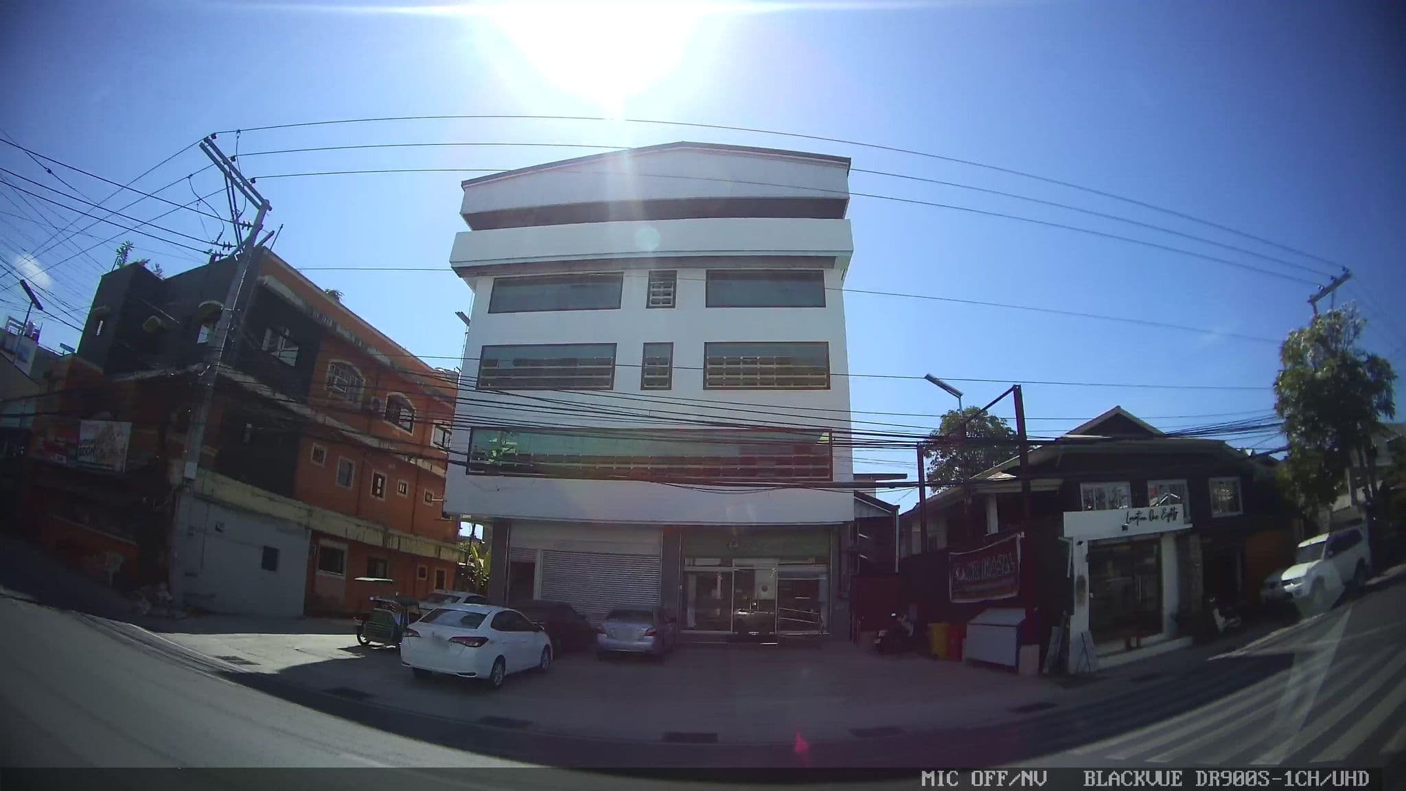 Street view near Location One Eighty, Paringao — © Kaart---LEFT (CC BY-SA · Mapillary)