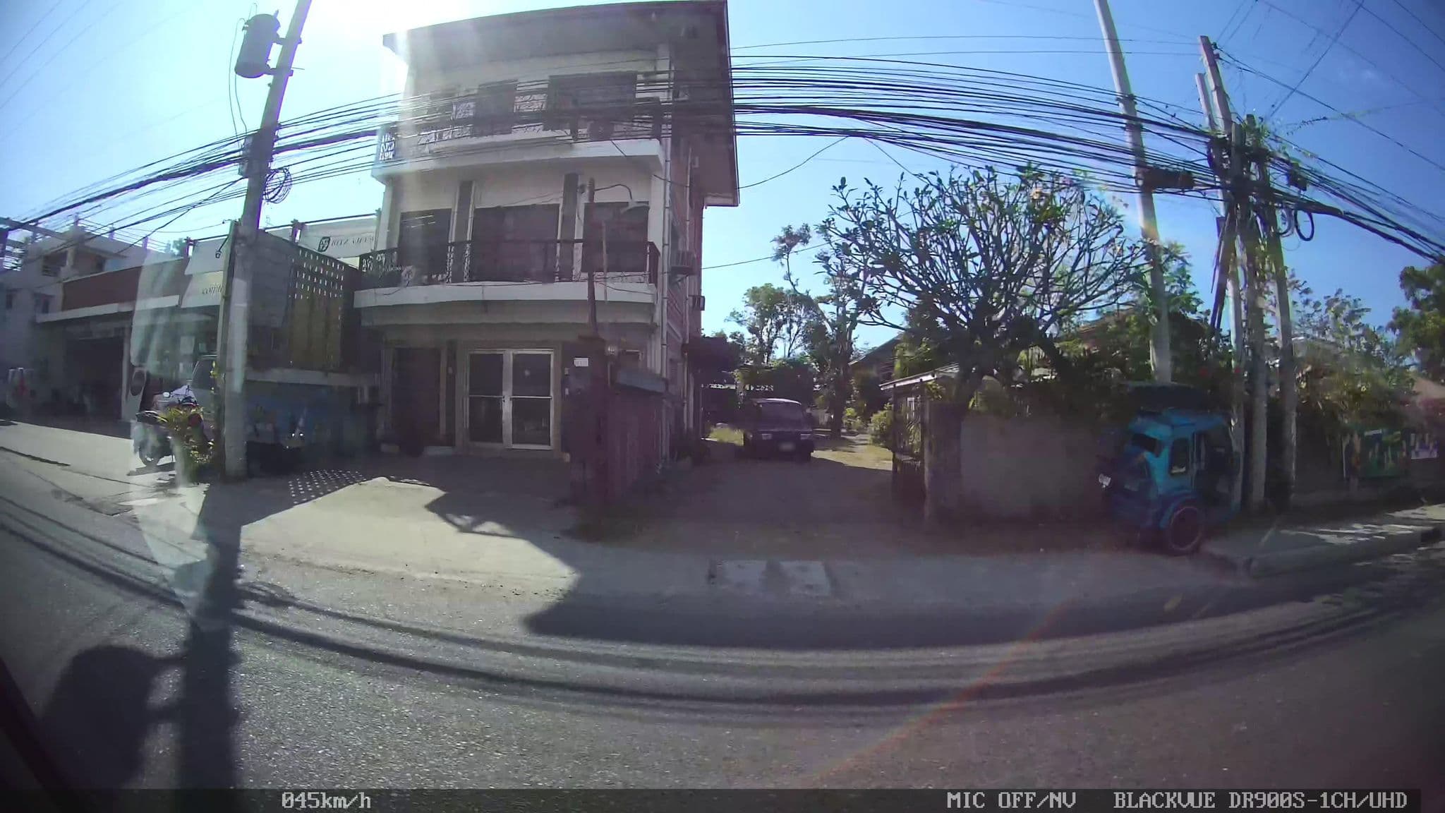 Street view near Ritz Villa, Paringao — © Kaart---RIGHT (CC BY-SA · Mapillary)