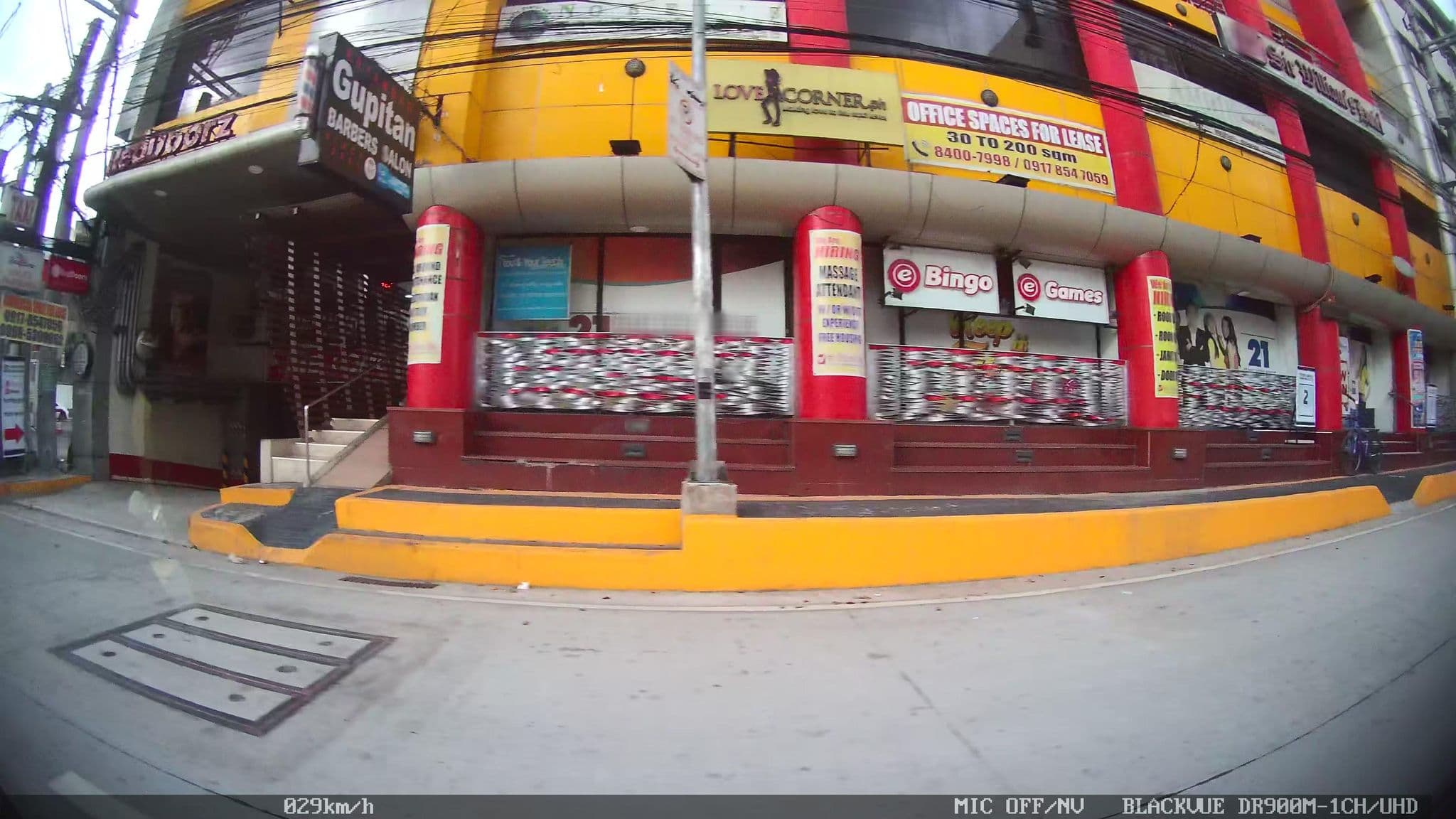 Street view near RedDoorz @ Timog Avenue Quezon City, Bungad — © kaart_4 (CC BY-SA · Mapillary)