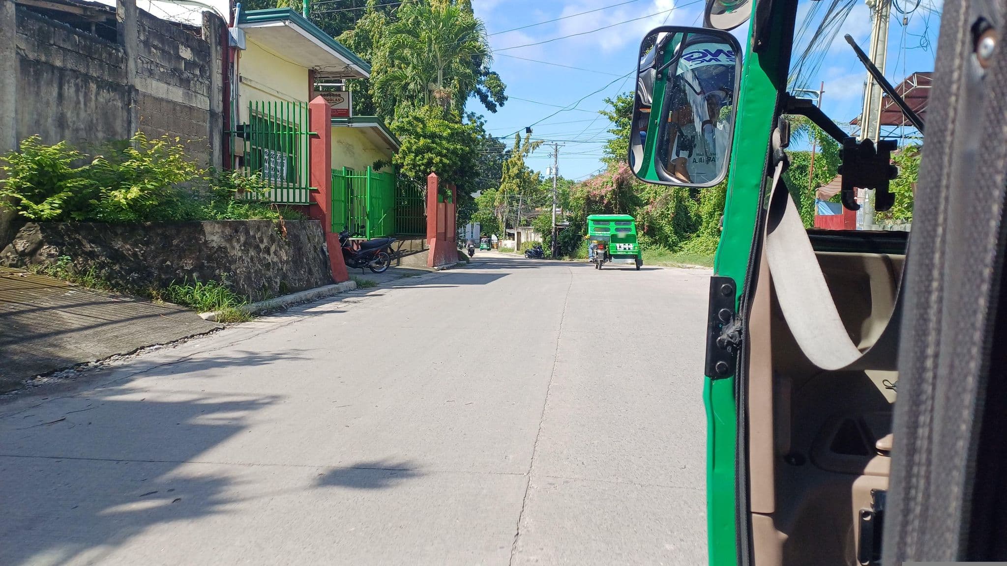 Street view near Cresebo Hotel and Bistro - Bohol, Tagbilaran City — © ReyLadiao (CC BY-SA · Mapillary)
