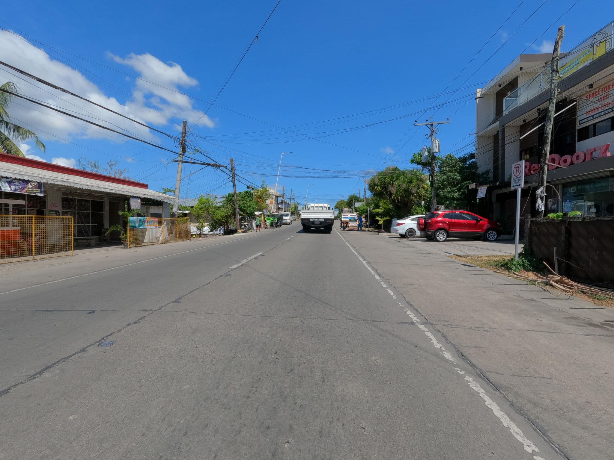 Street view near La Panoramica Inn, Dauis — © GOwin (CC BY-SA · Mapillary)