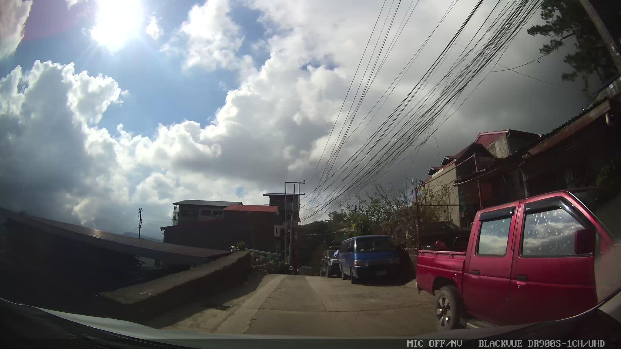 Street view near Homestay, Tuding — © Kaart---FRONT (CC BY-SA · Mapillary)