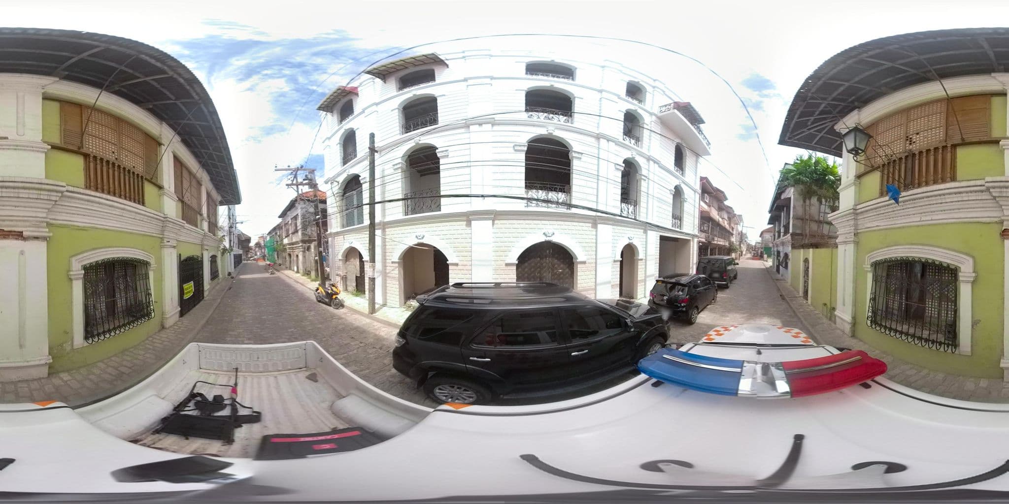Street view near West Loch Park Hotel Vigan, Vigan — © srdpmapping (CC BY-SA · Mapillary)