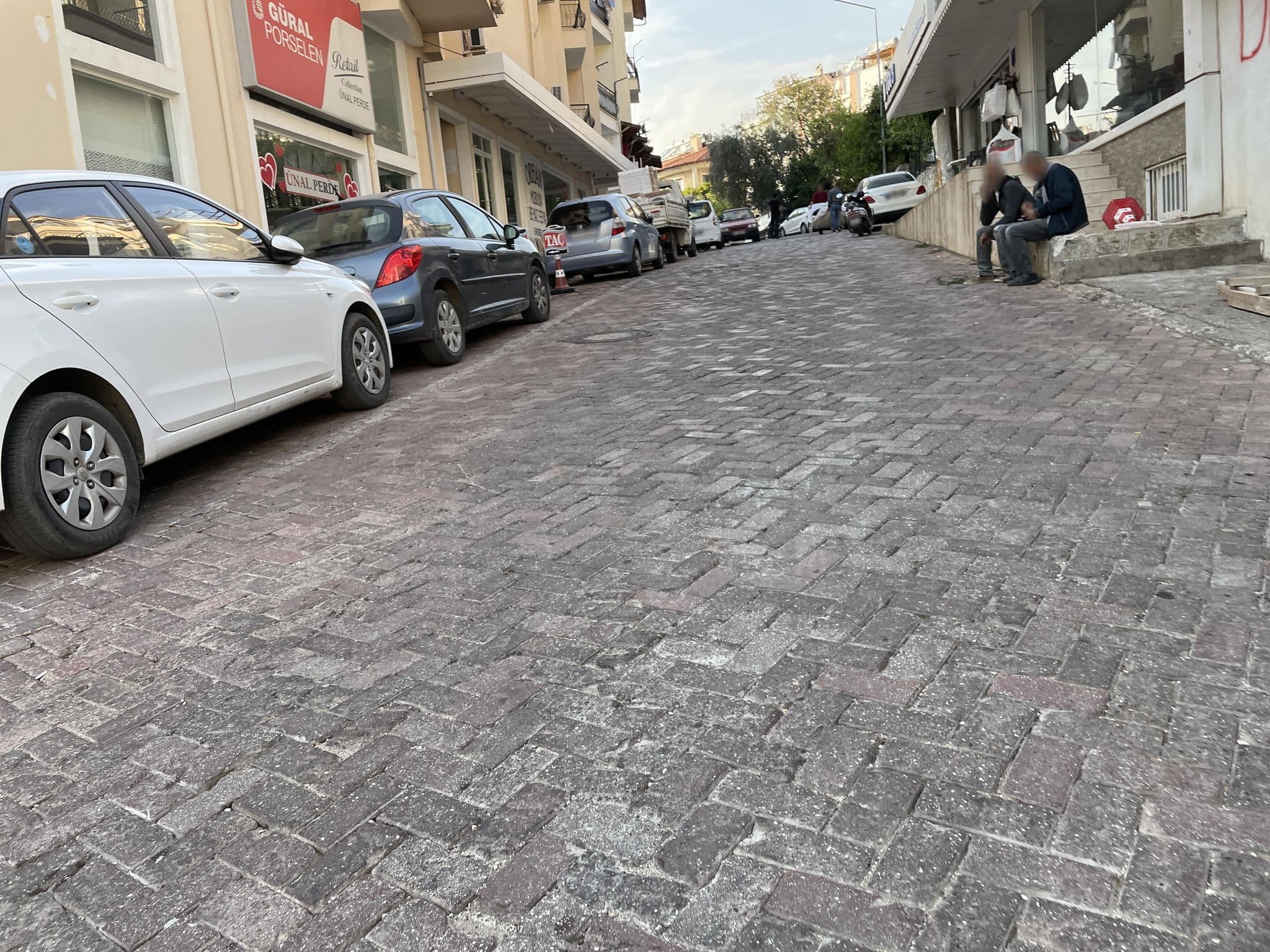 Street view near Muhtar Hotel, Kaş — © egorka (CC BY-SA · Mapillary)