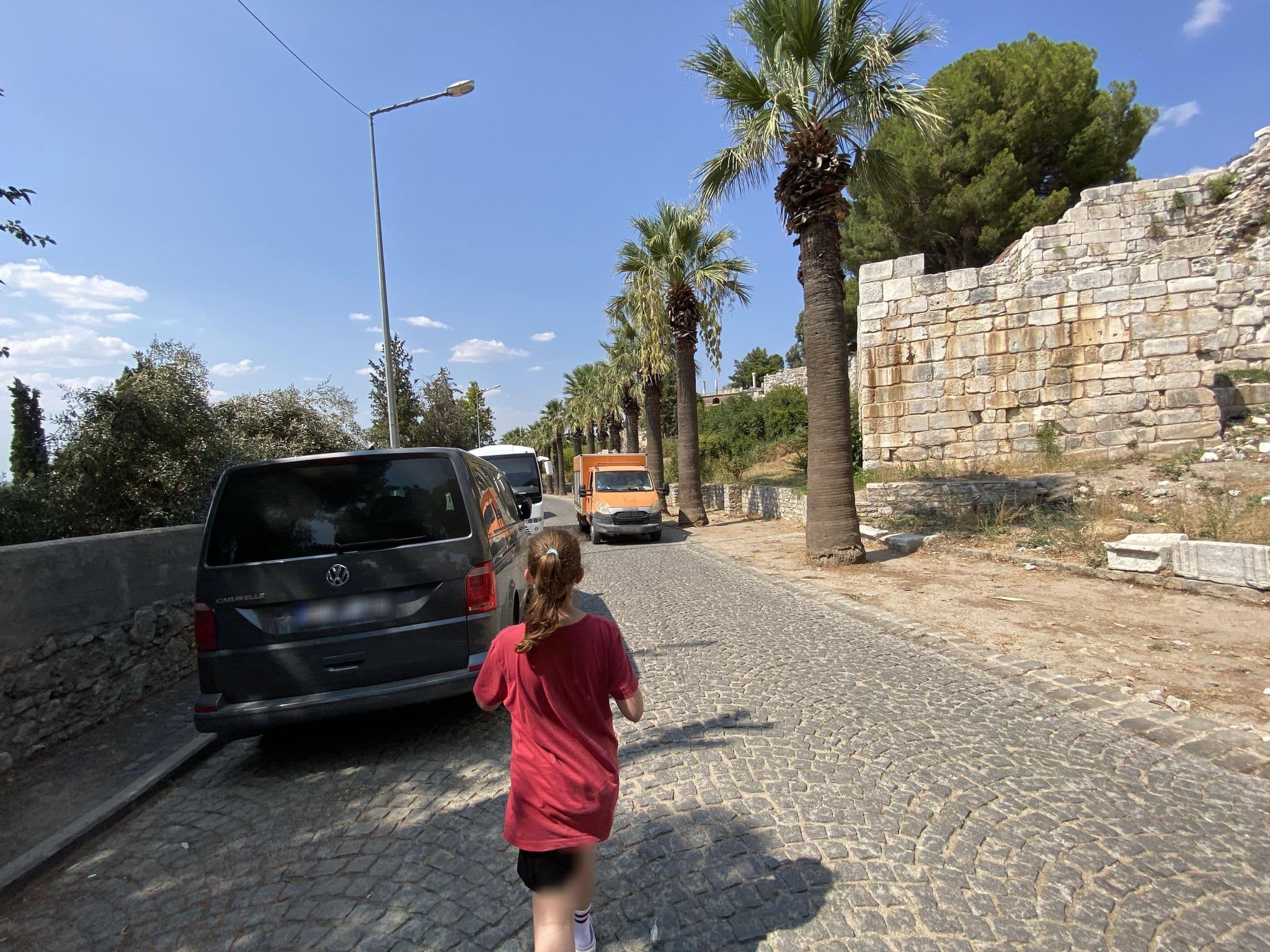 Street view near Ibri Hotel, Selçuk — © asturksever (CC BY-SA · Mapillary)