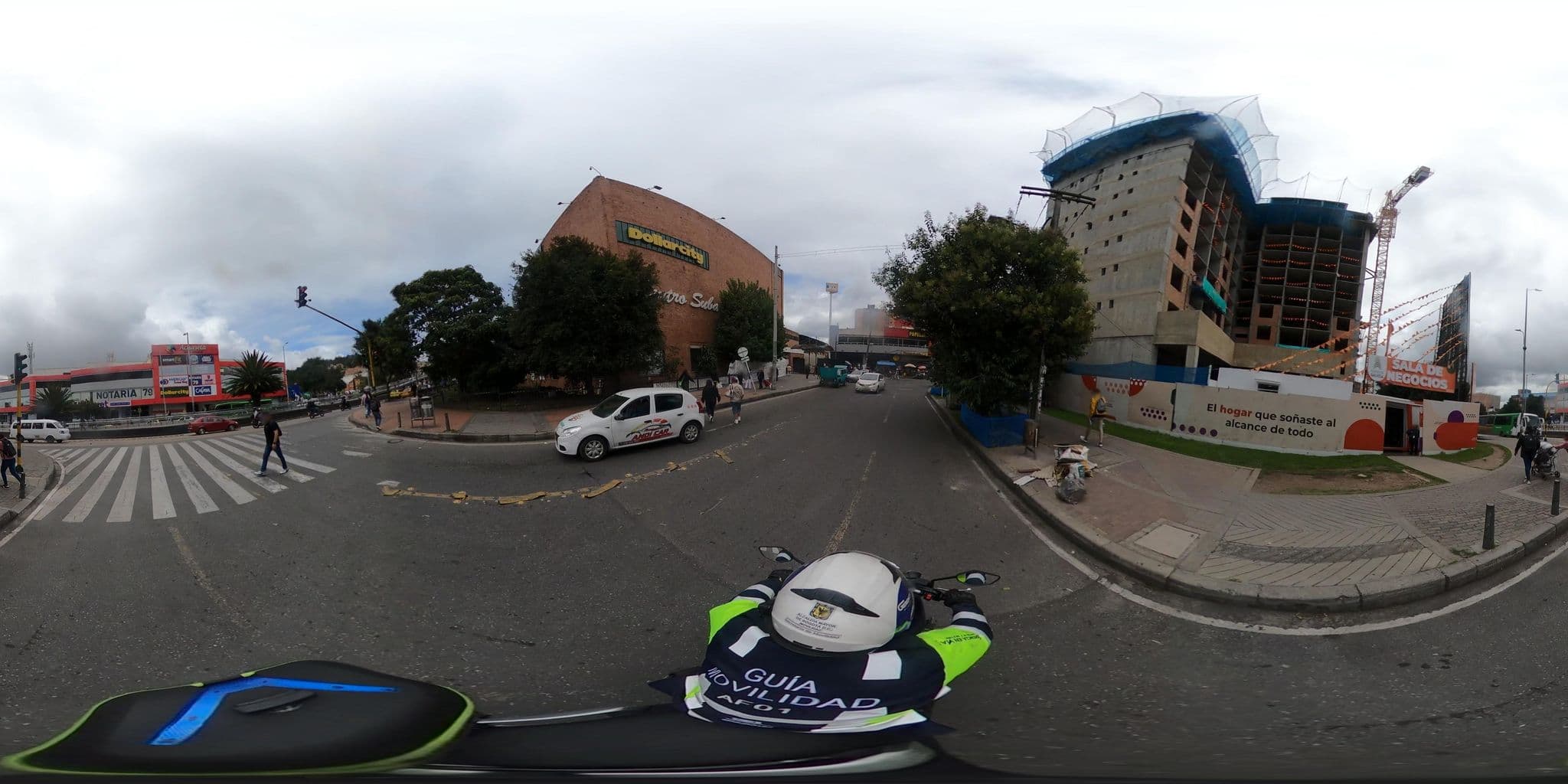 Street view near Tienda Camping Colombia, Cota — © rbolivar (CC BY-SA · Mapillary)
