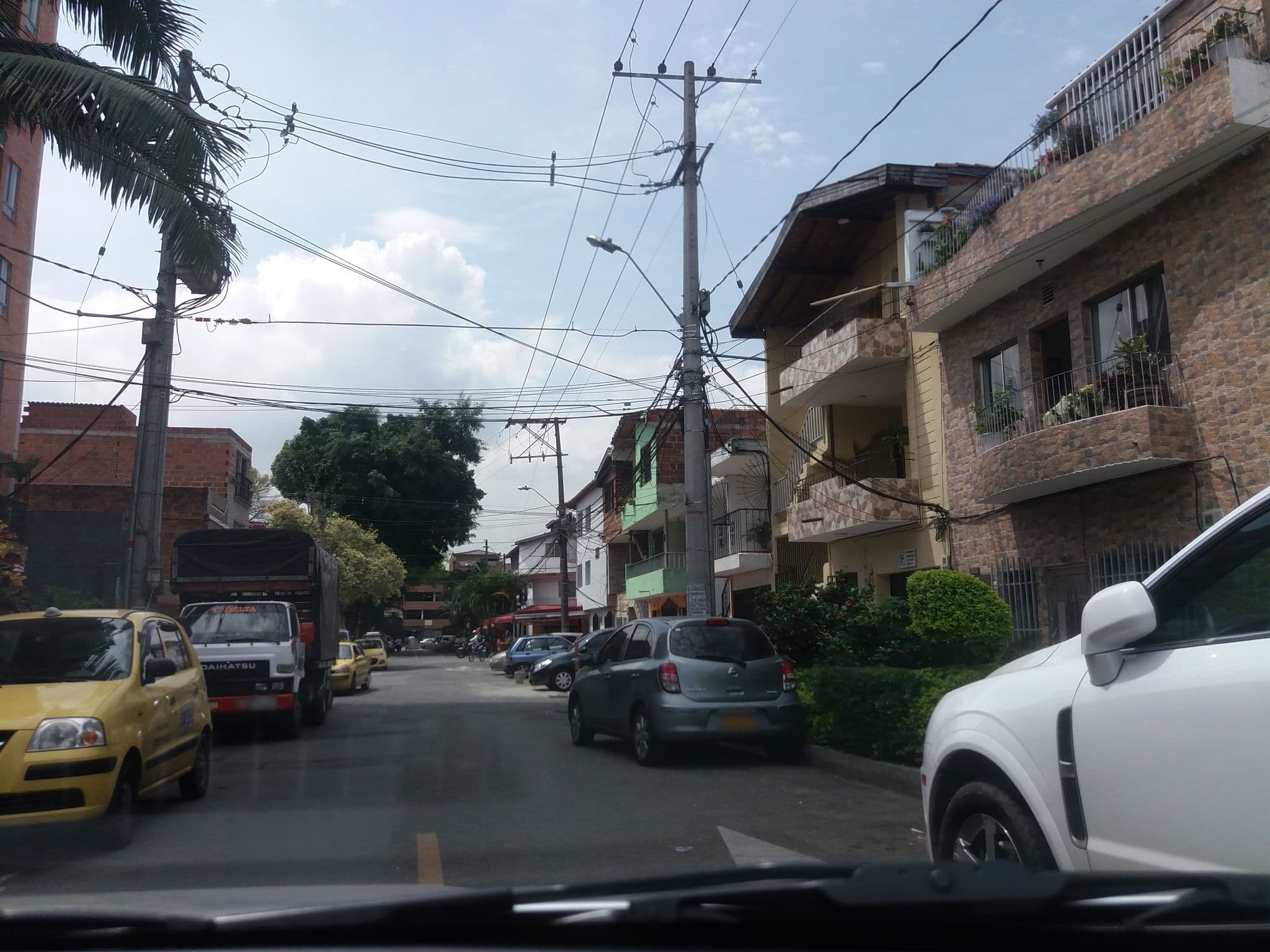 Street view near 4 Sur Hotel, Itagüí — © alfonsoPE (CC BY-SA · Mapillary)