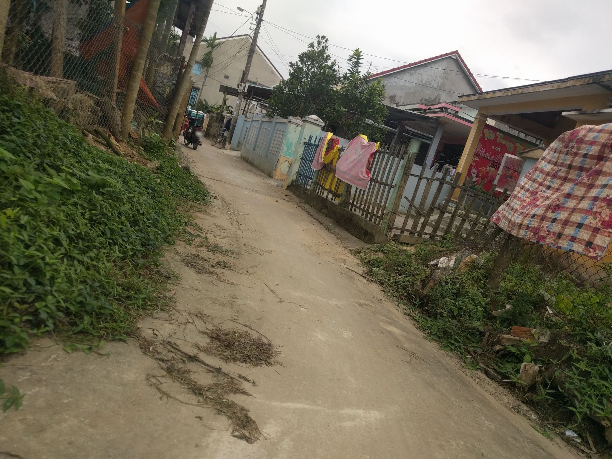 Street view near Hoi An Corn Riverside Villa - Deluxe Double Room with River View, Hoi An — © emackres (CC BY-SA · Mapillary)