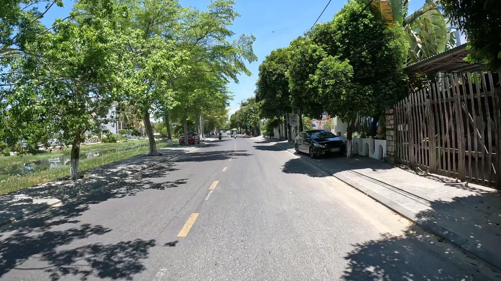 Street view near Santorin HoiAn Villa - Double Room with Pool View, Hoi An — © lucomsky (CC BY-SA · Mapillary)