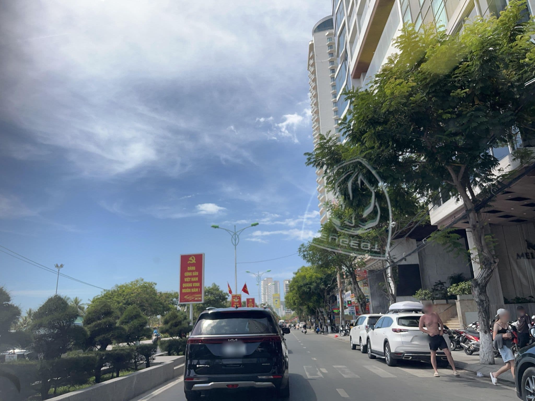 Street view near Queen Ann Hotel, Nha Trang — © DriveWithHoang (CC BY-SA · Mapillary)