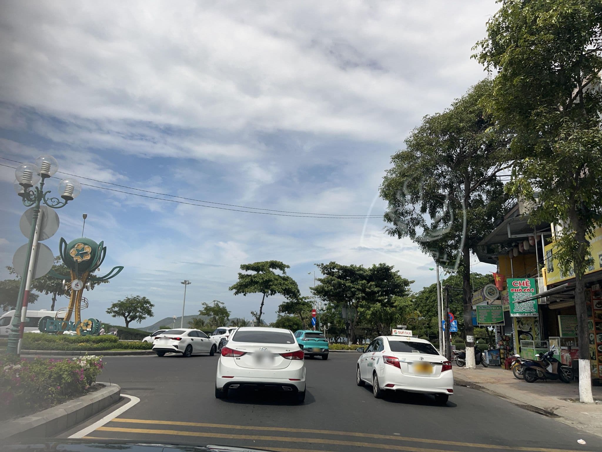 Street view near Xavia, Nha Trang — © DriveWithHoang (CC BY-SA · Mapillary)
