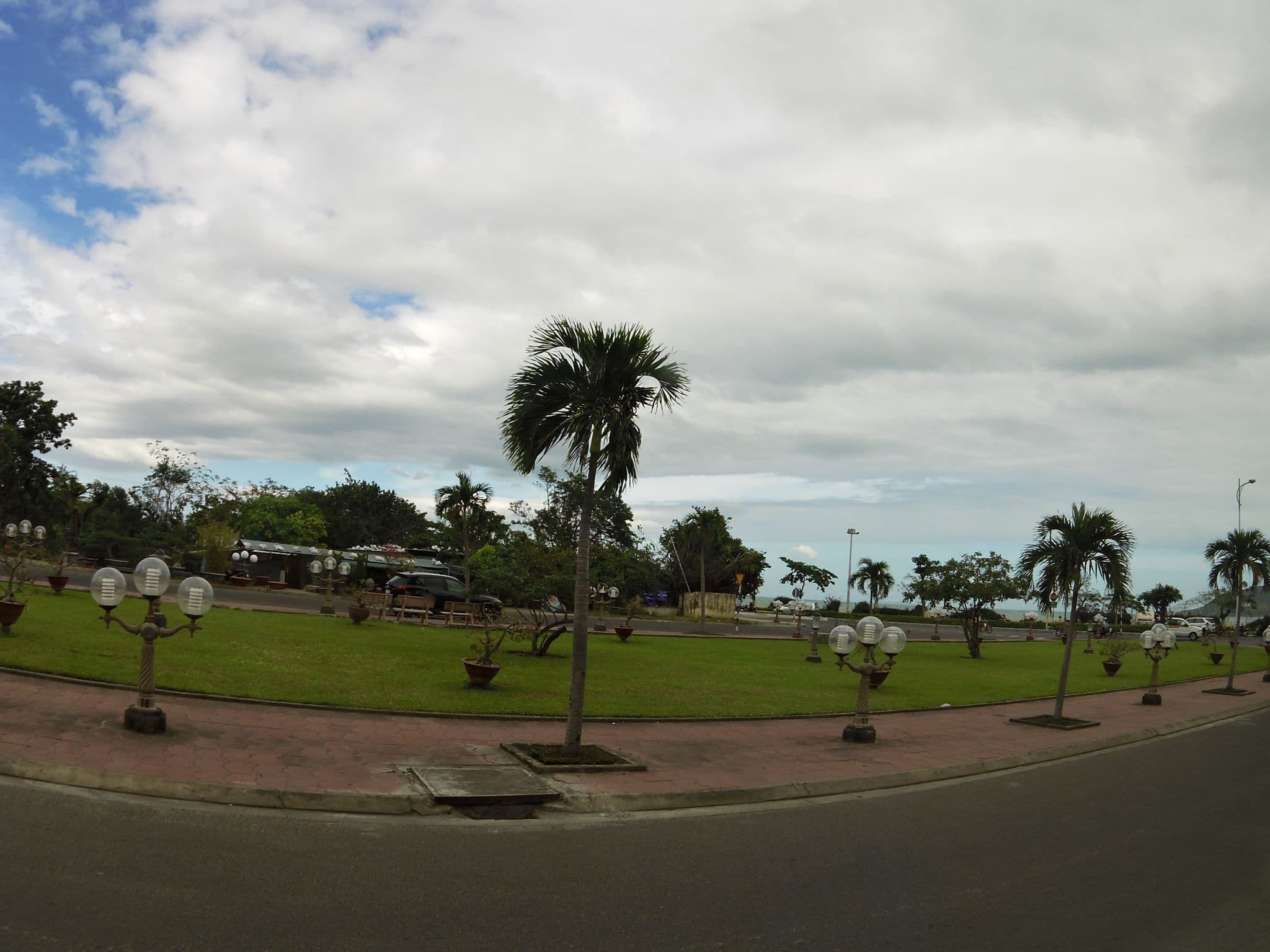 Street view near SkyBeach D20 Hotel, Nha Trang — © skillsy (CC BY-SA · Mapillary)